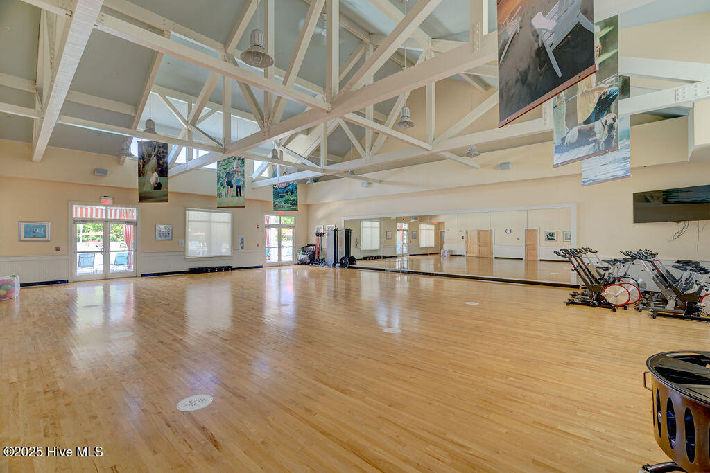 100545391 | Photo 42