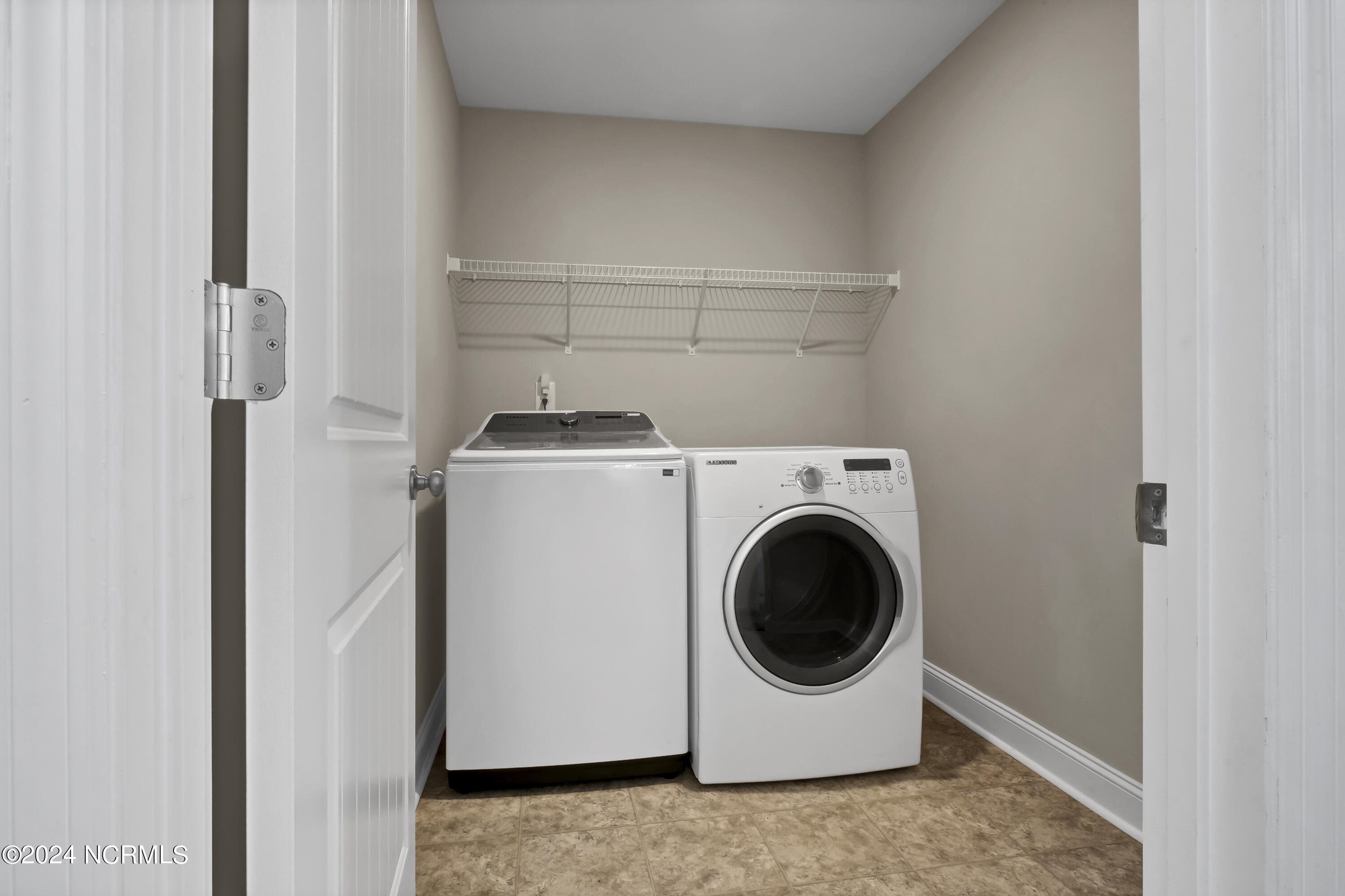 100552526 | Photo 13