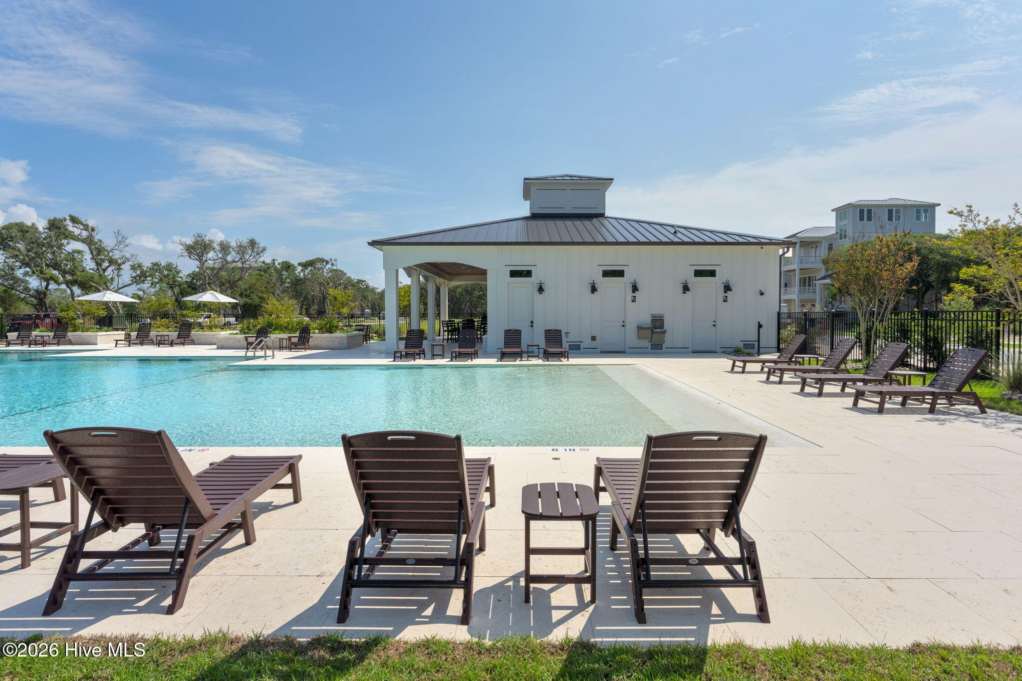 70 Peregrine Court, Surf City, NC, 28445