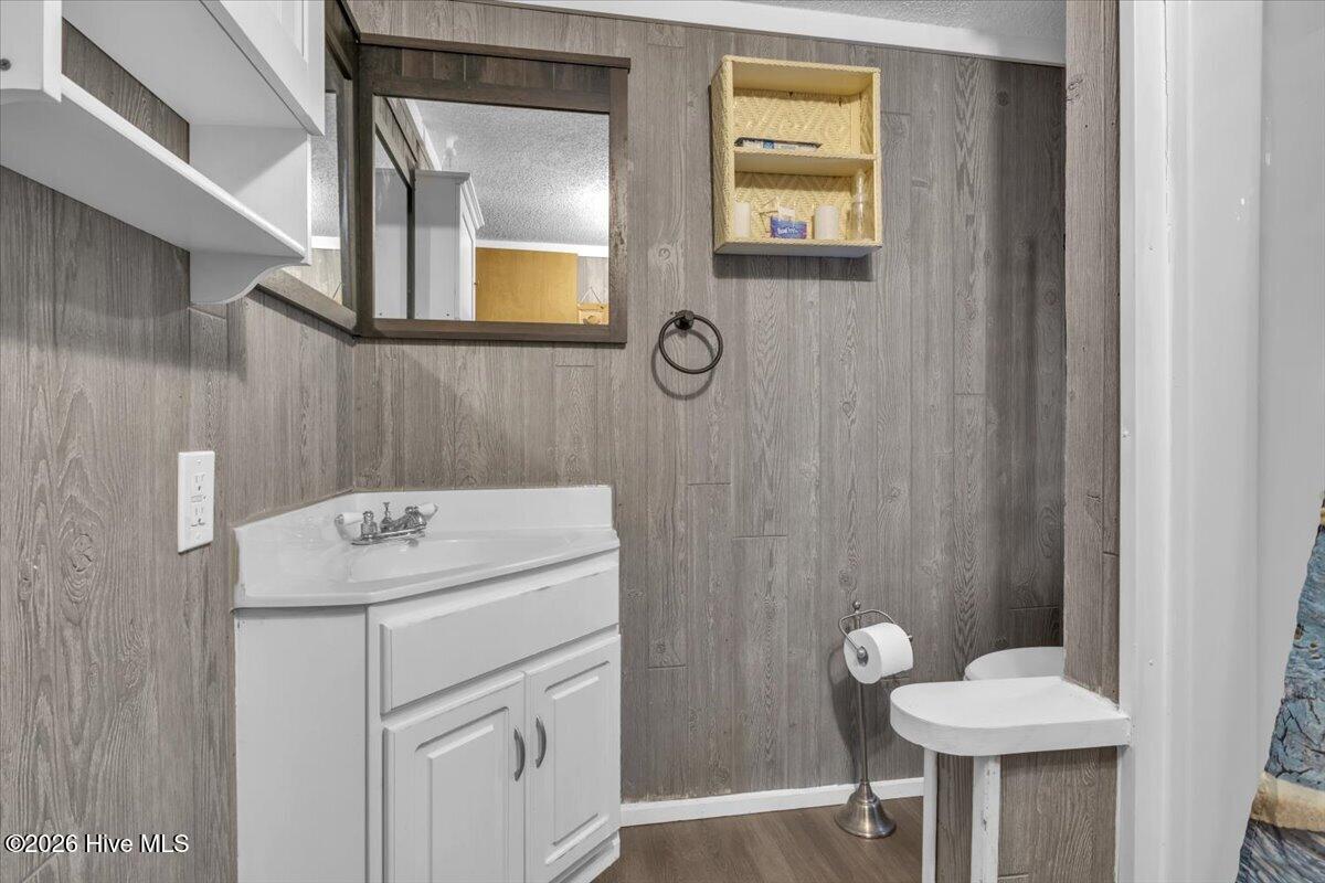 100551359 | Photo 17