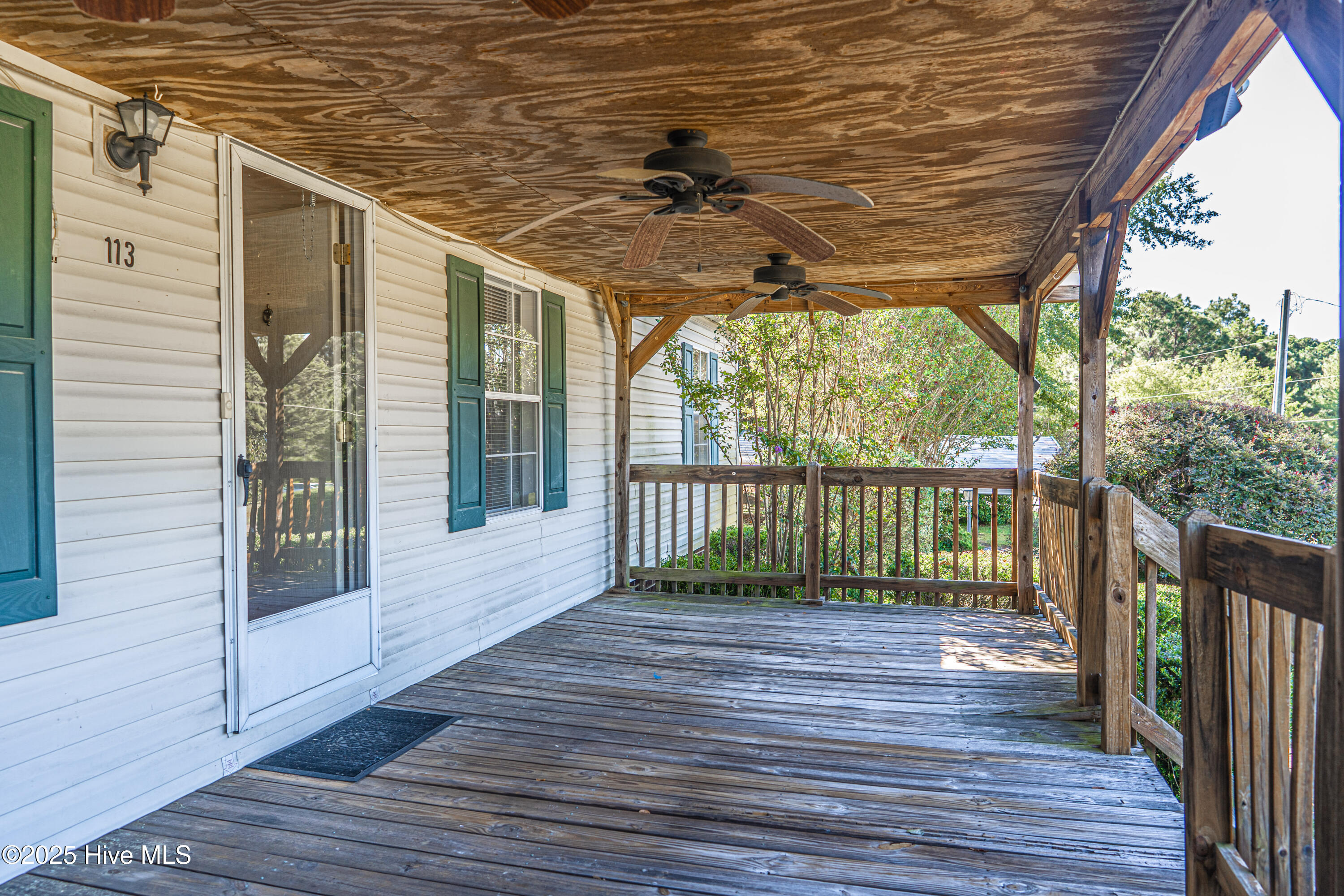 113 Holly Place