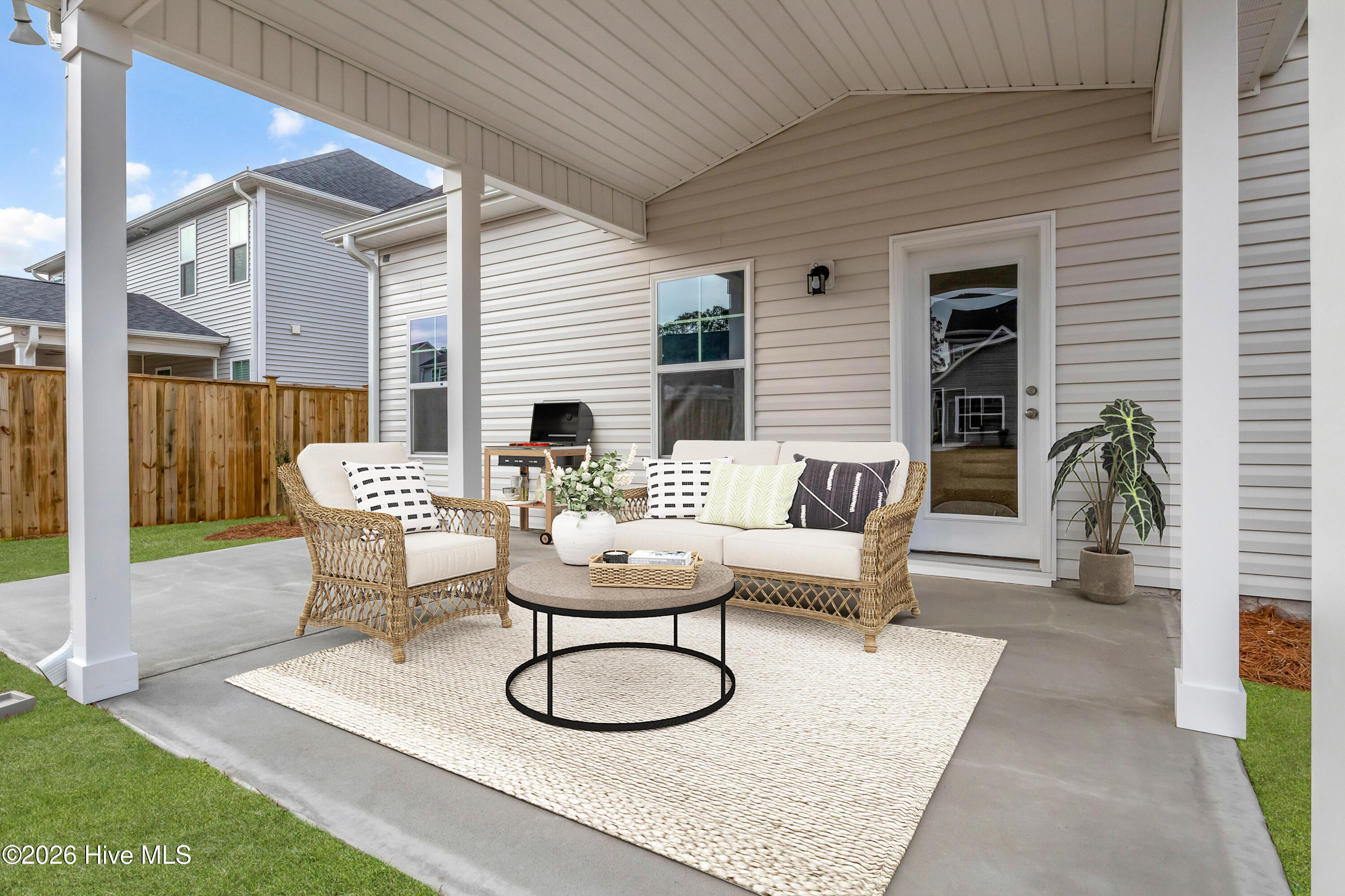 100552791 | Photo 82