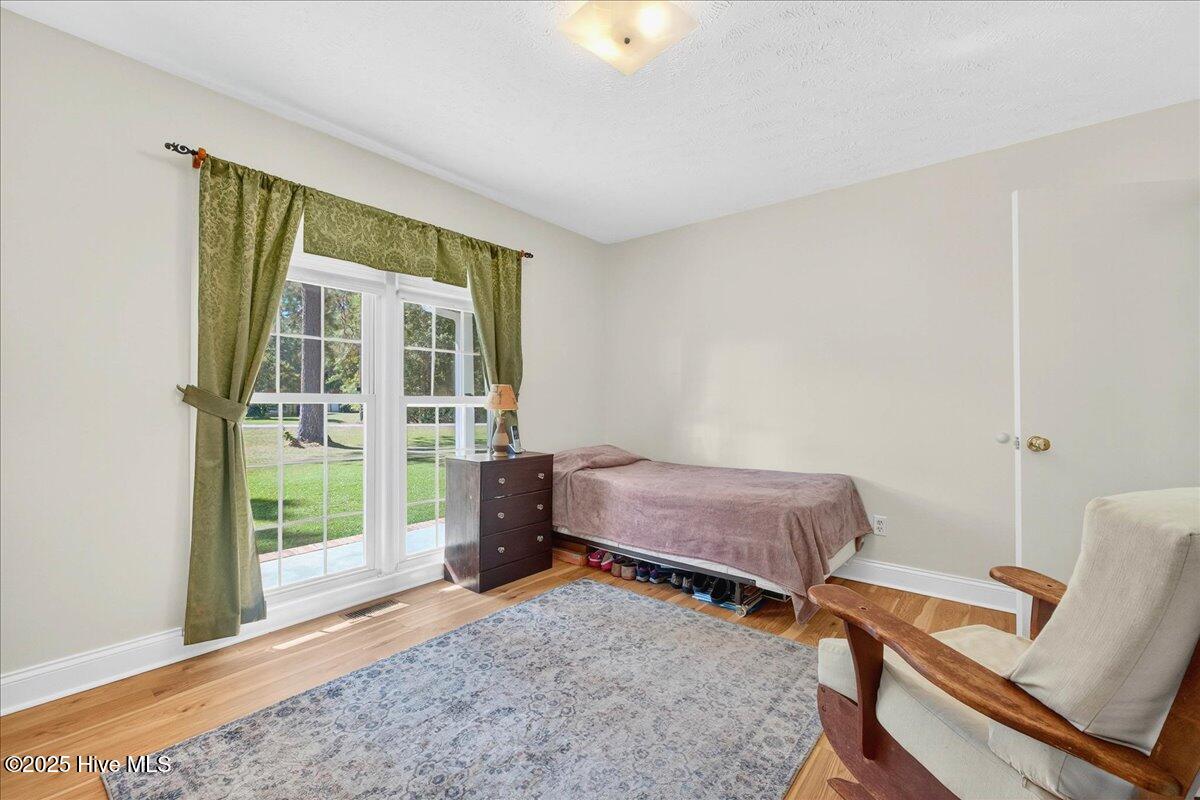 100533045 | Photo 20