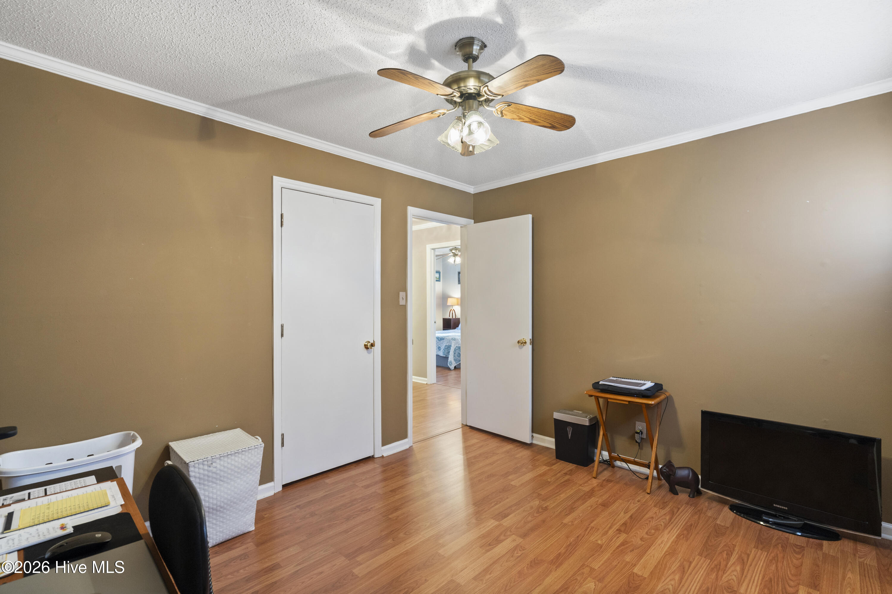 100549971 | Photo 26