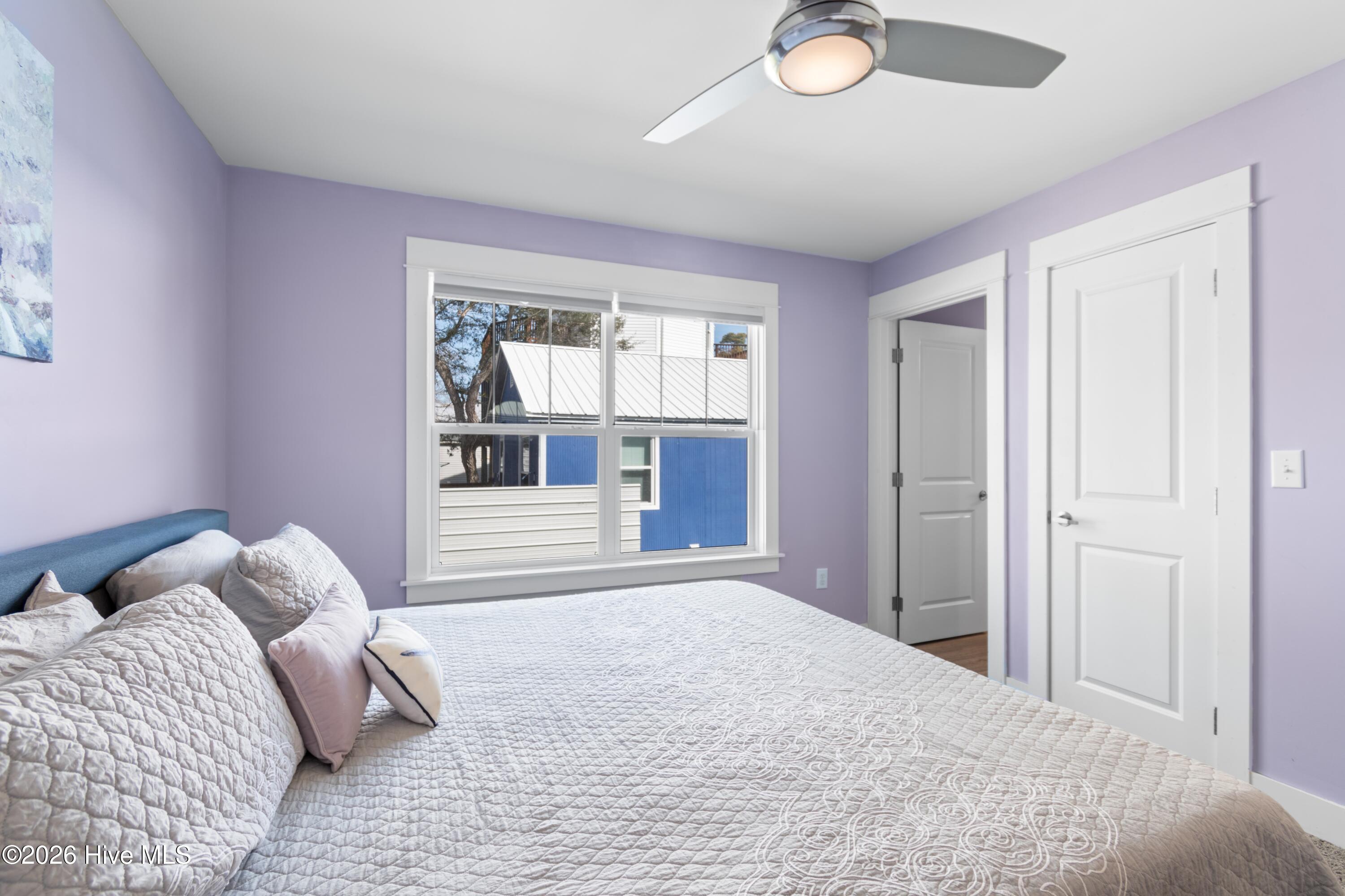 100558691 | Photo 18