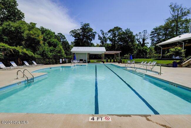 100552882 | Photo 74