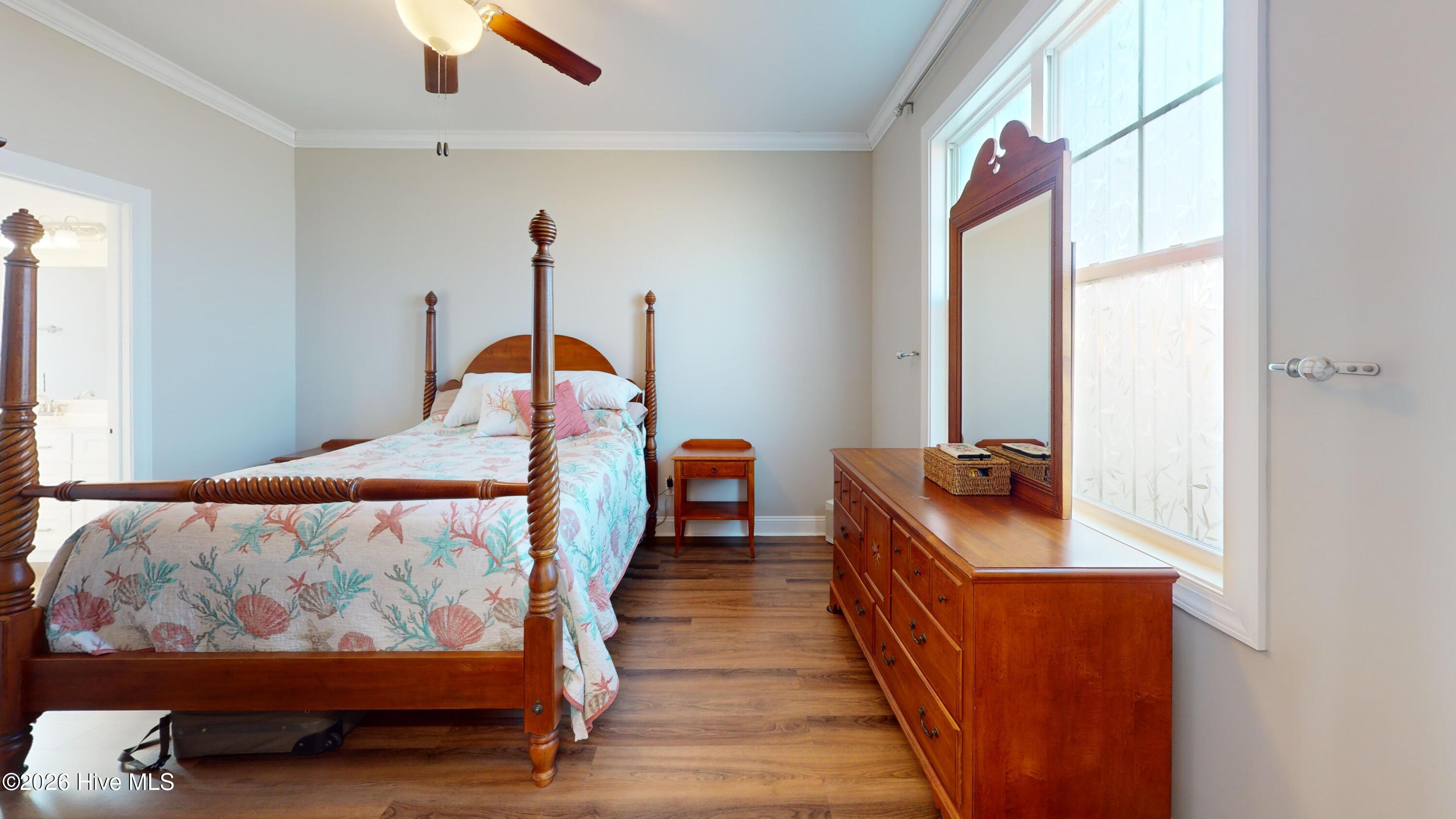 100547102 | Photo 27