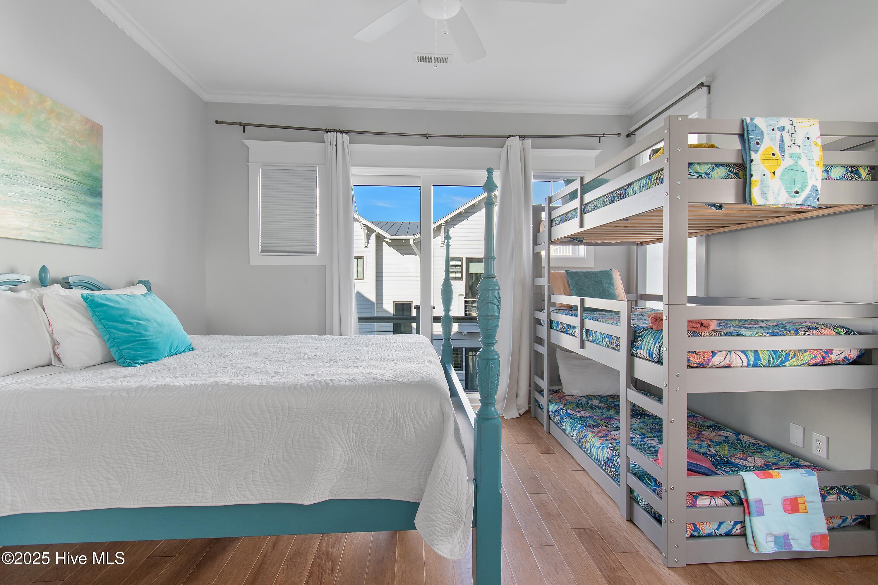 100545187 | Photo 29