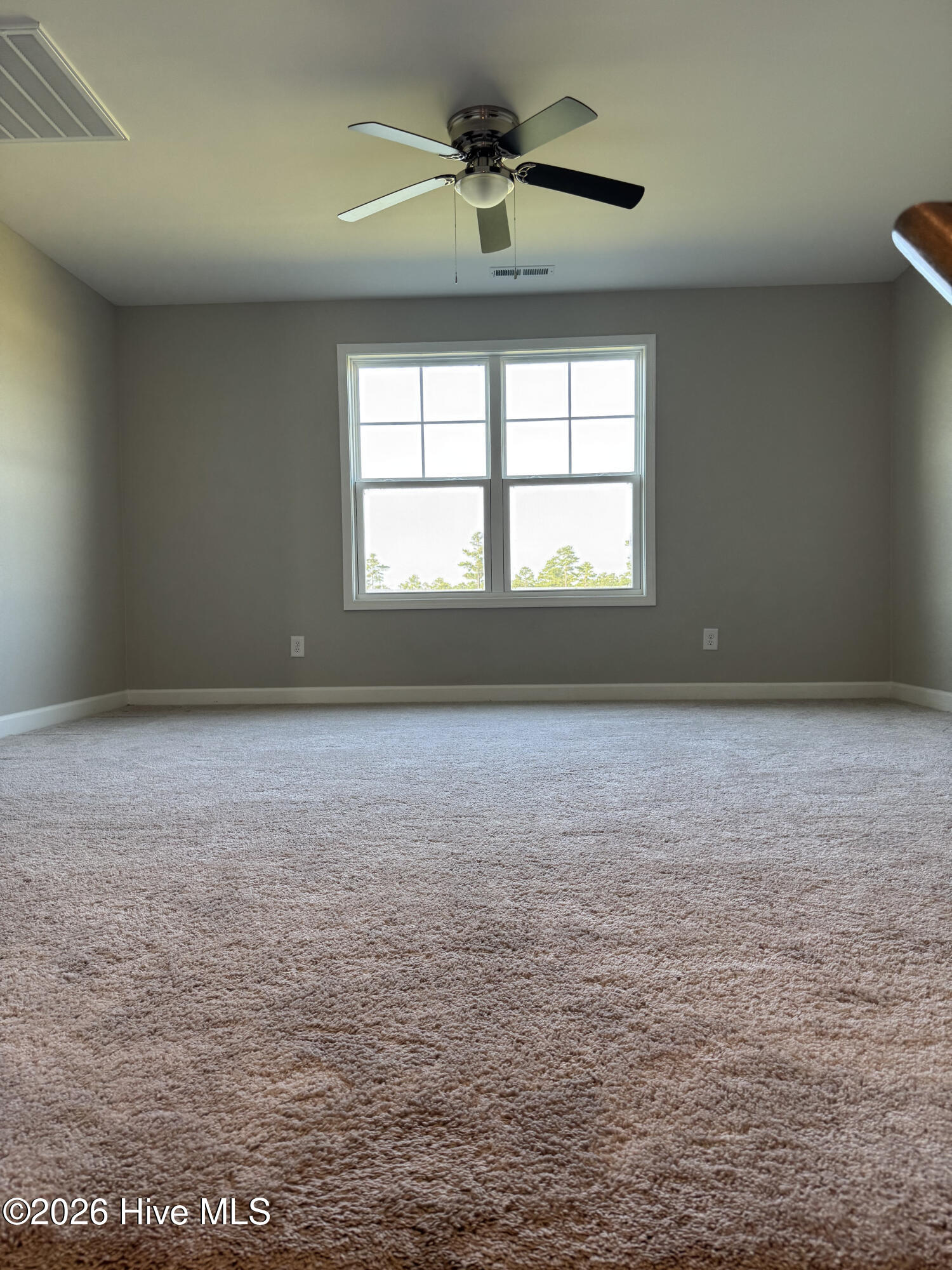 100561884 | Photo 35