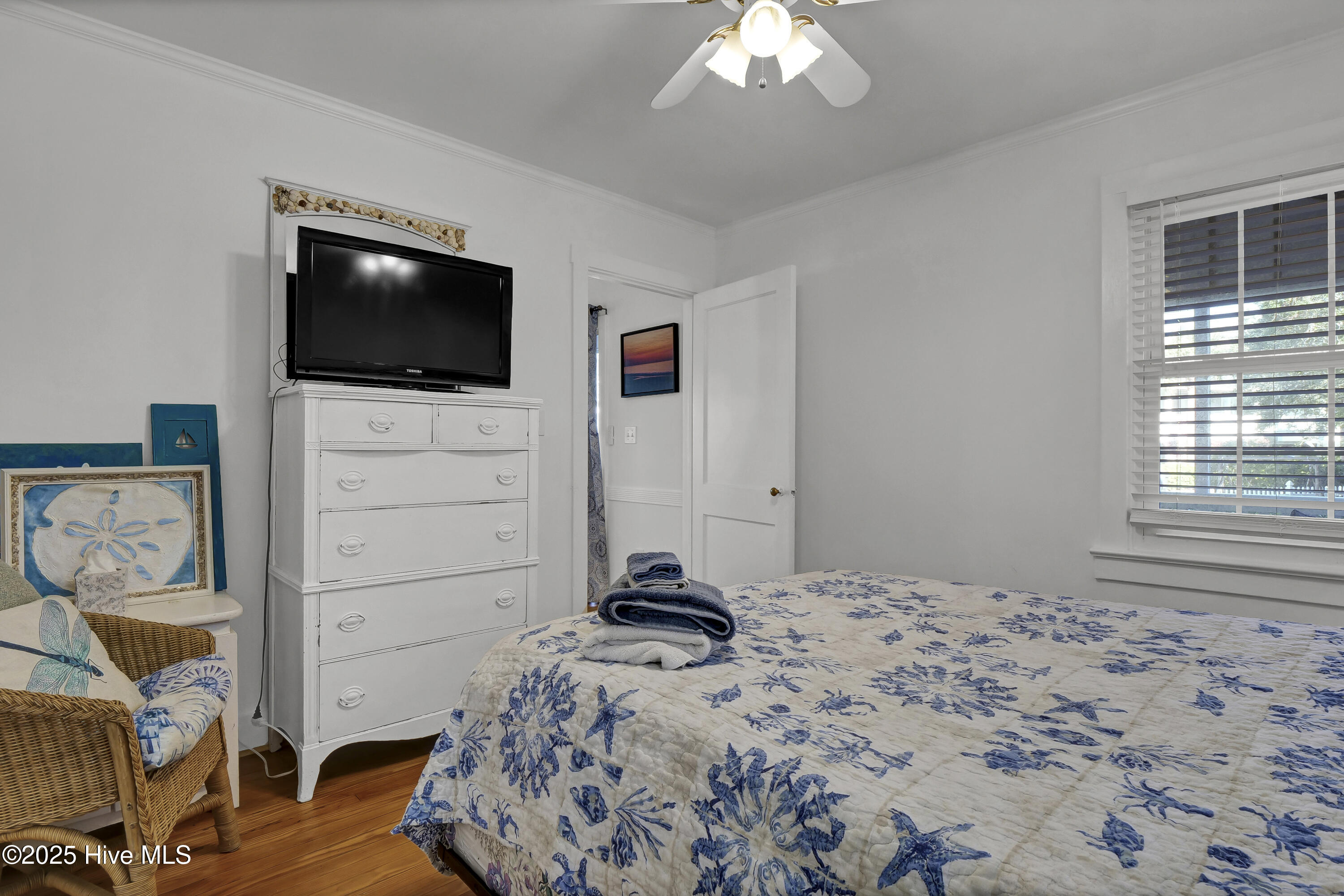 100537490 | Photo 34