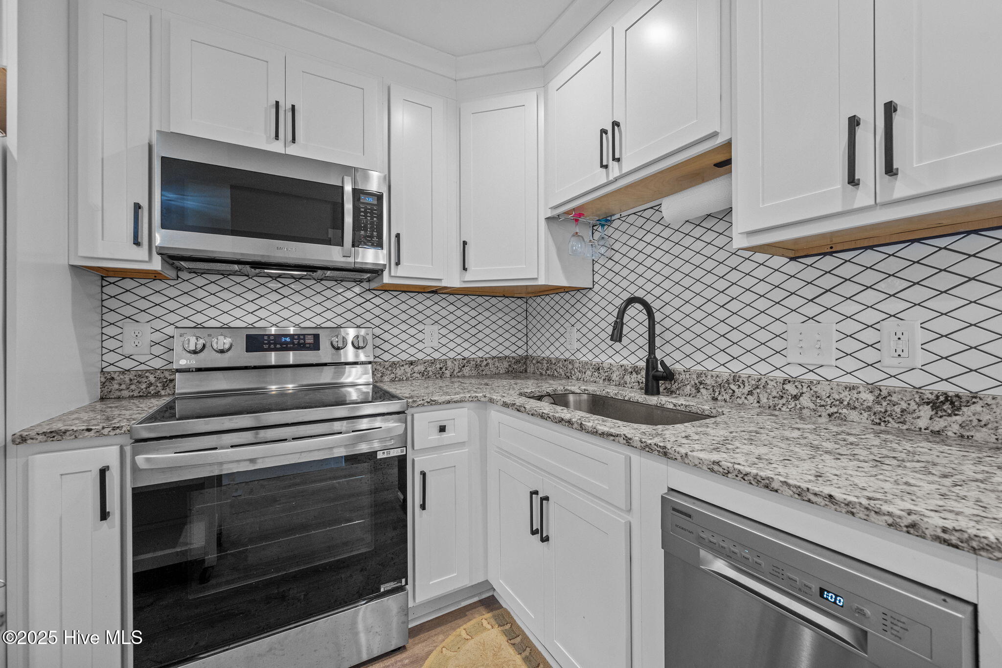 892 New River Inlet Road 21, North Topsail Beach, NC 28460 – photo 12: 34-web-or-mls-_RAD3364