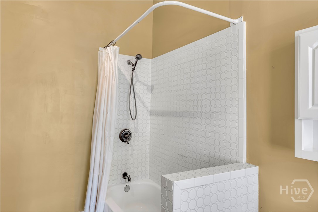 213 W Duffy Street, Savannah, GA, 31401