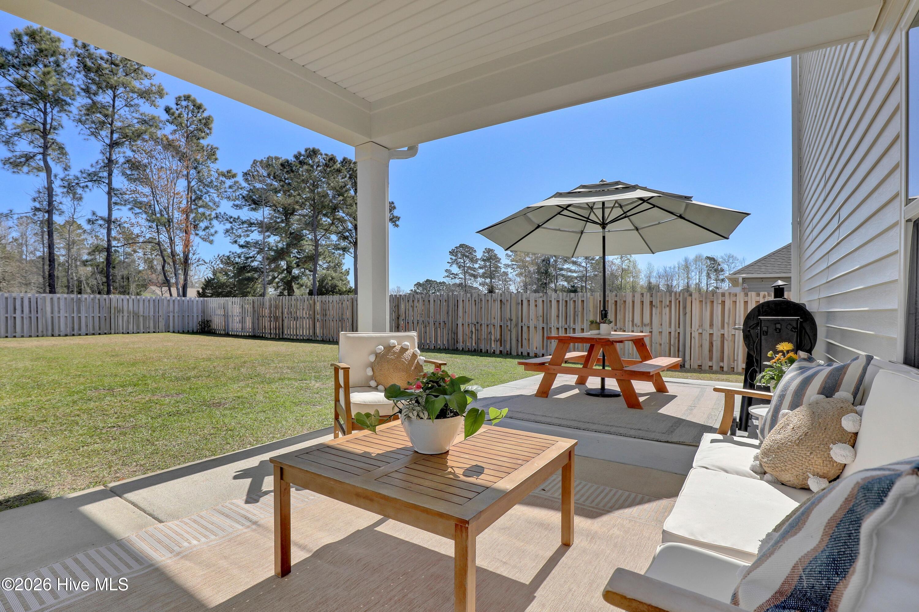 100562684 | Photo 50