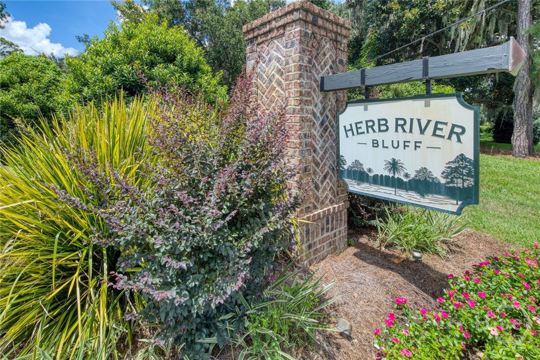 Herb River Bluff