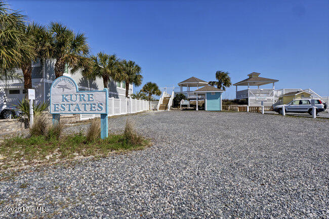 100552893 | Photo 90