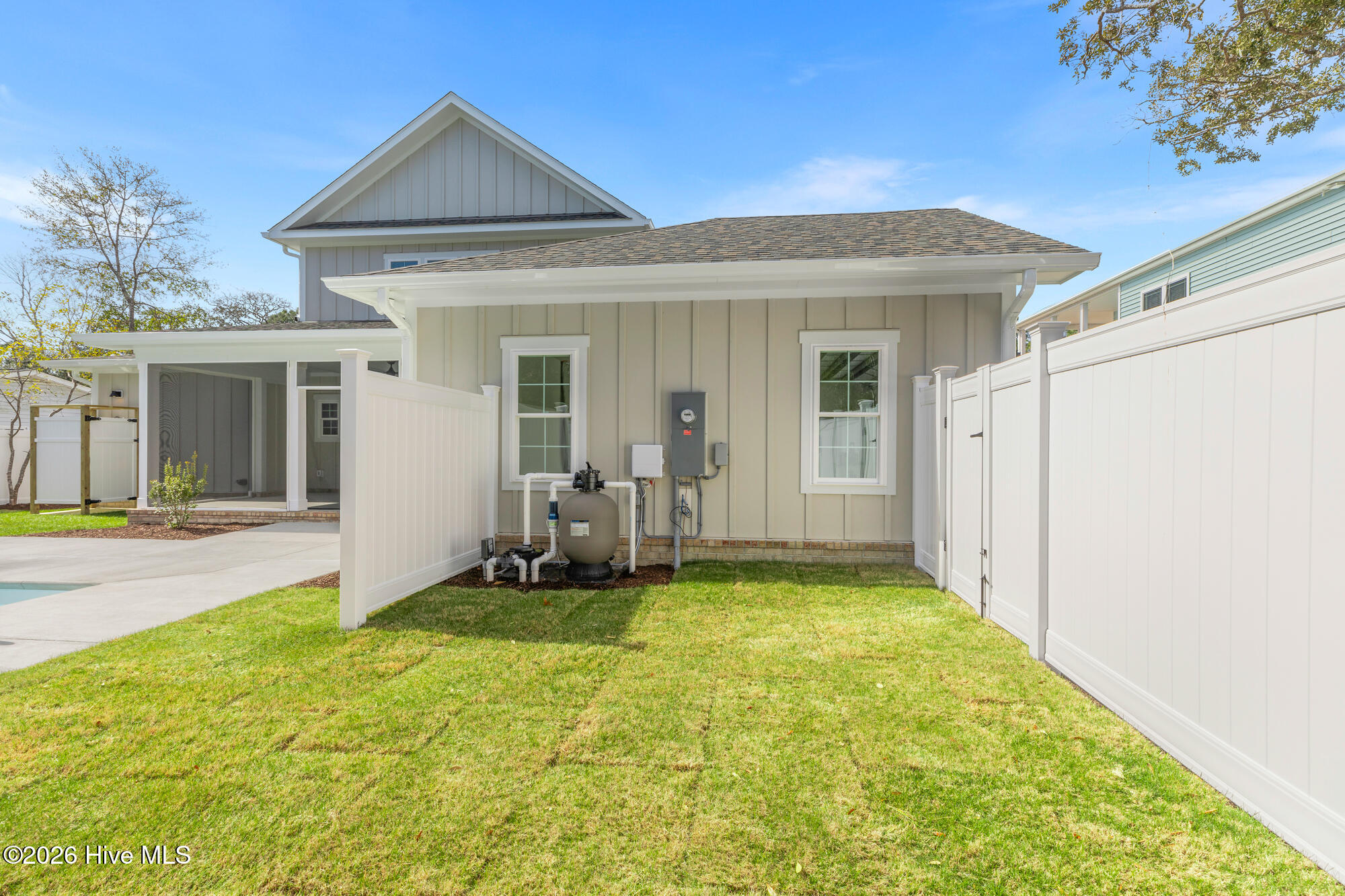 100516675 | Photo 81