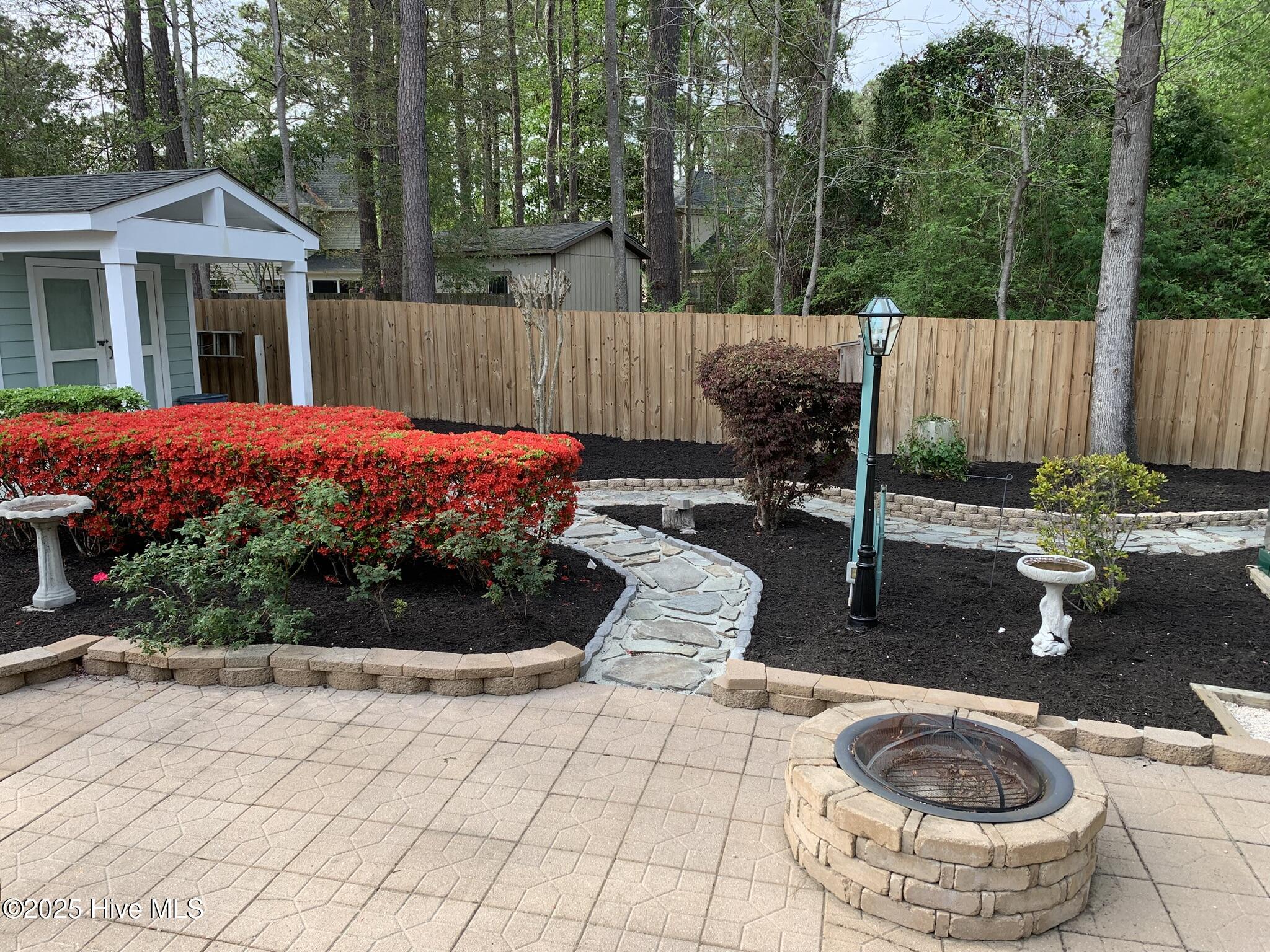 100545270 | Photo 24