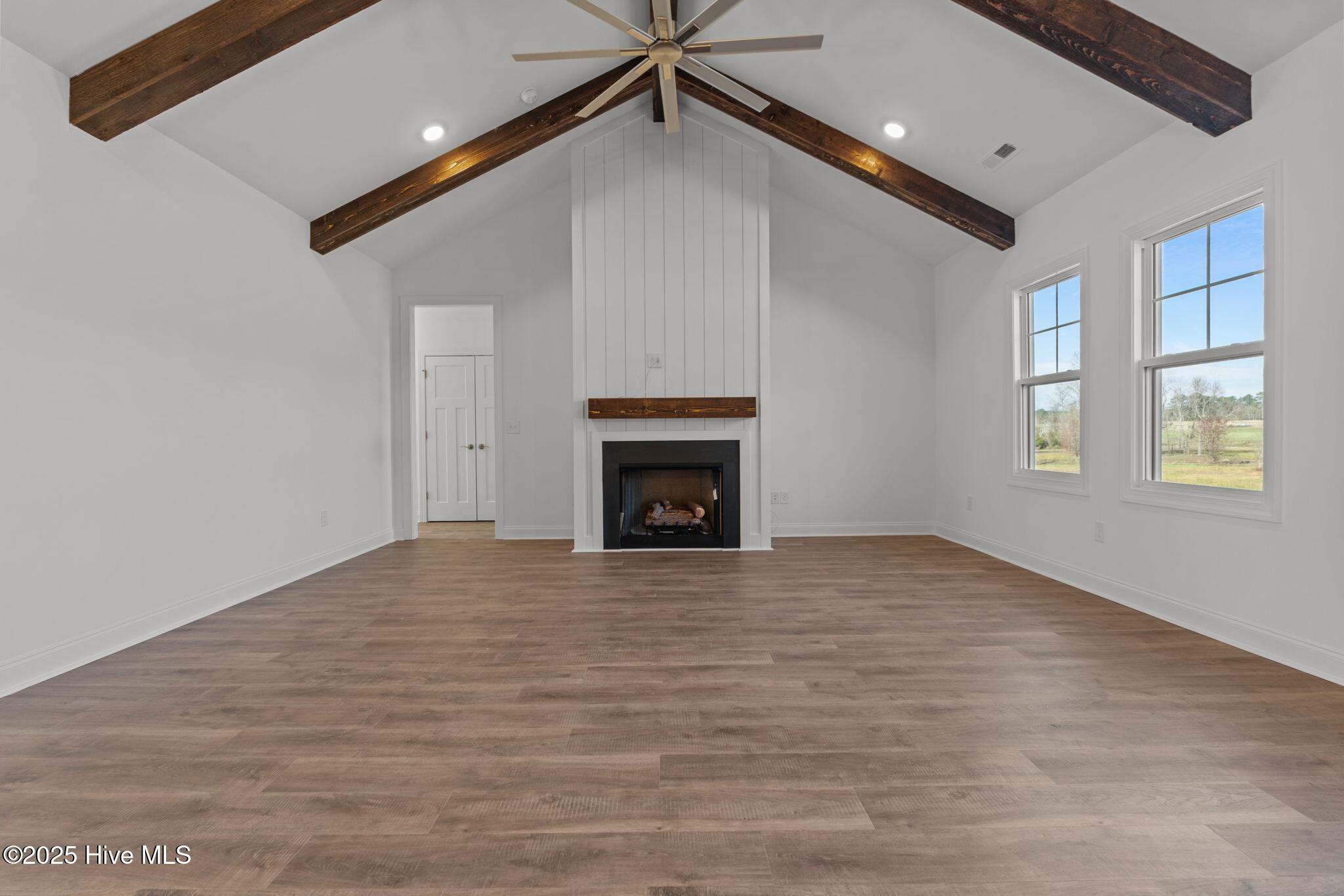 725 Peele Farm Lane