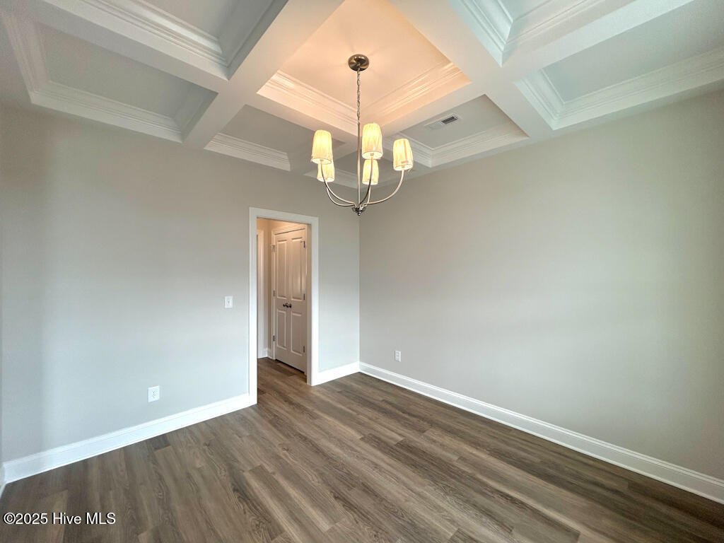 100535078 | Photo 15