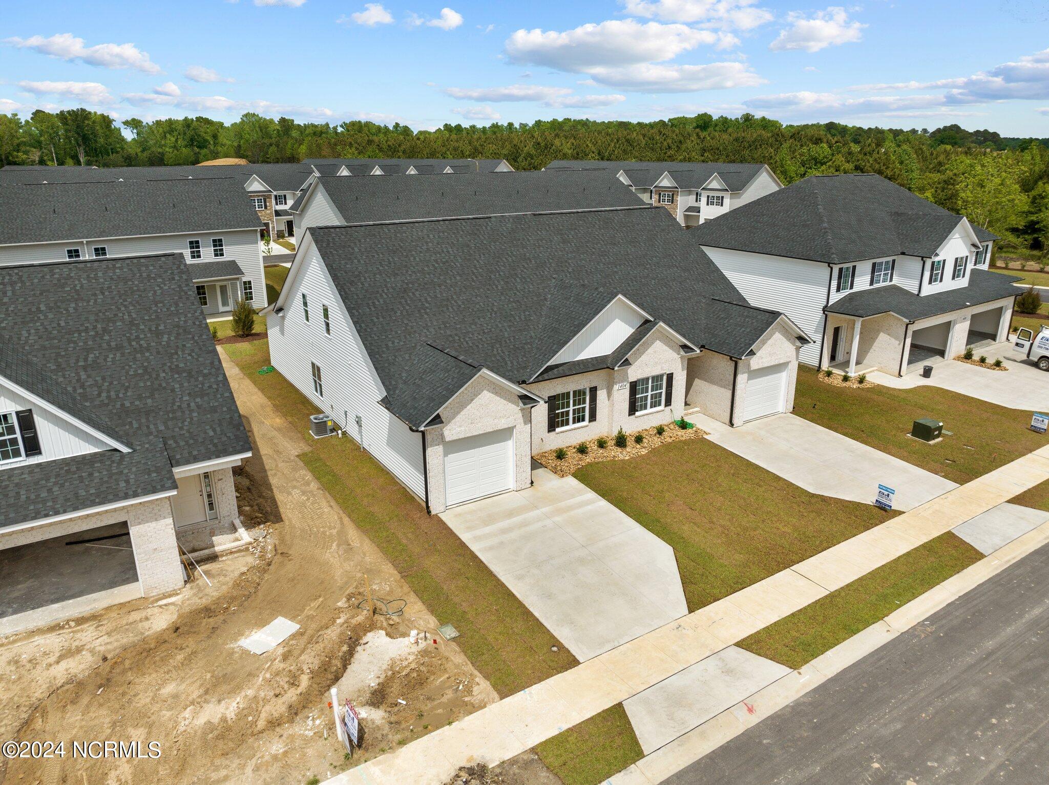 2025 Dartford Drive UNIT B, Greenville, NC, 27834