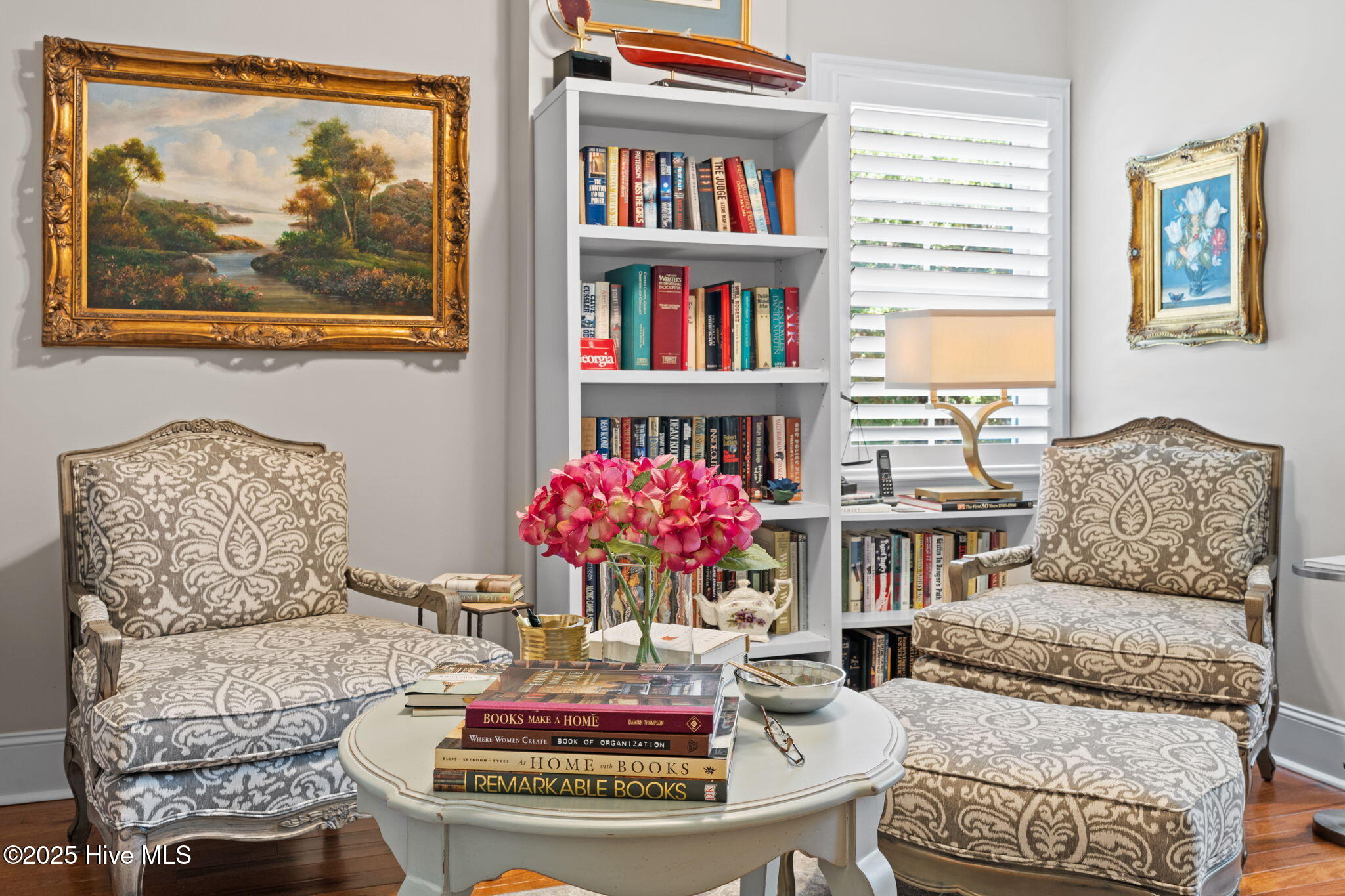 100549580 | Photo 61