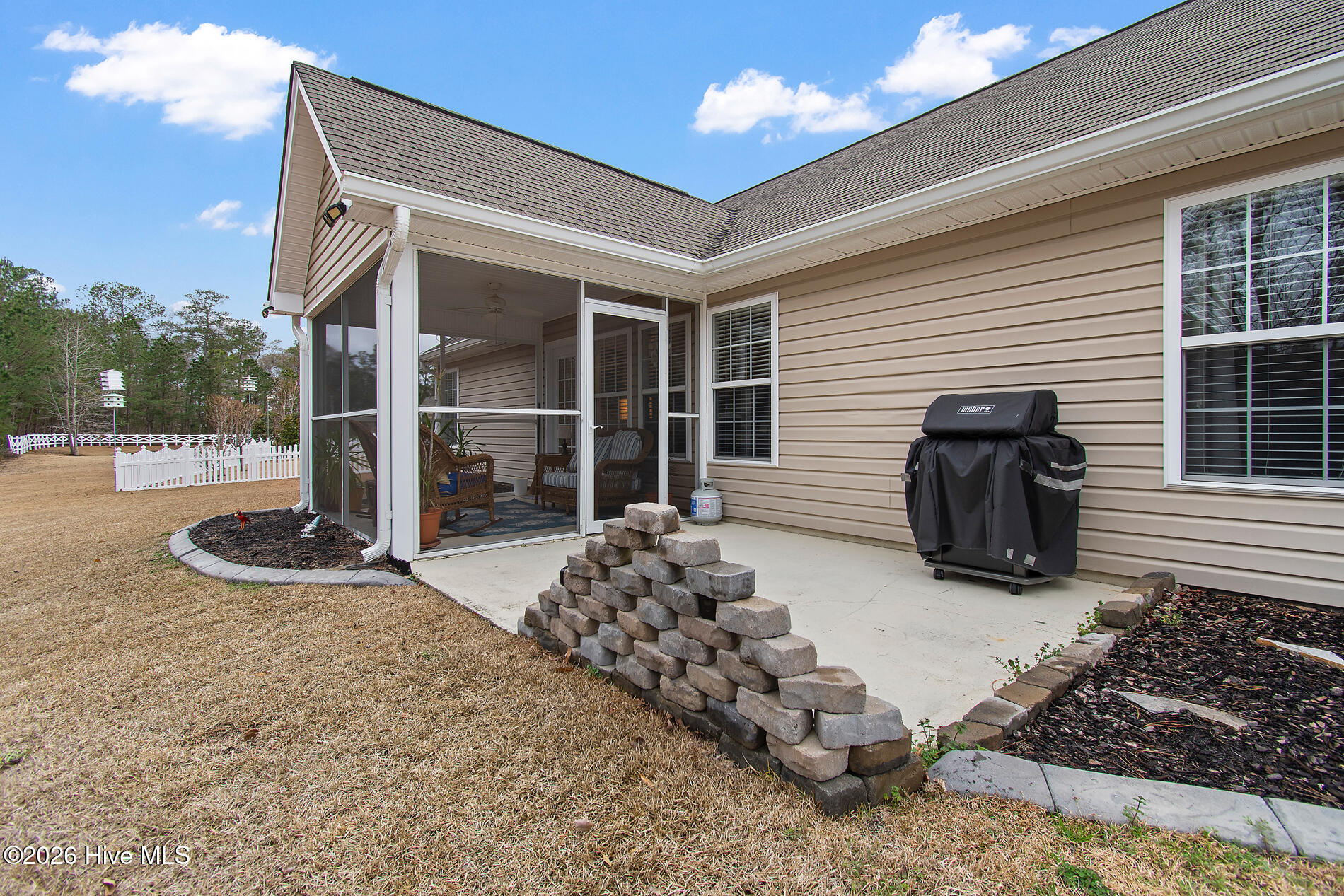 100555398 | Photo 27