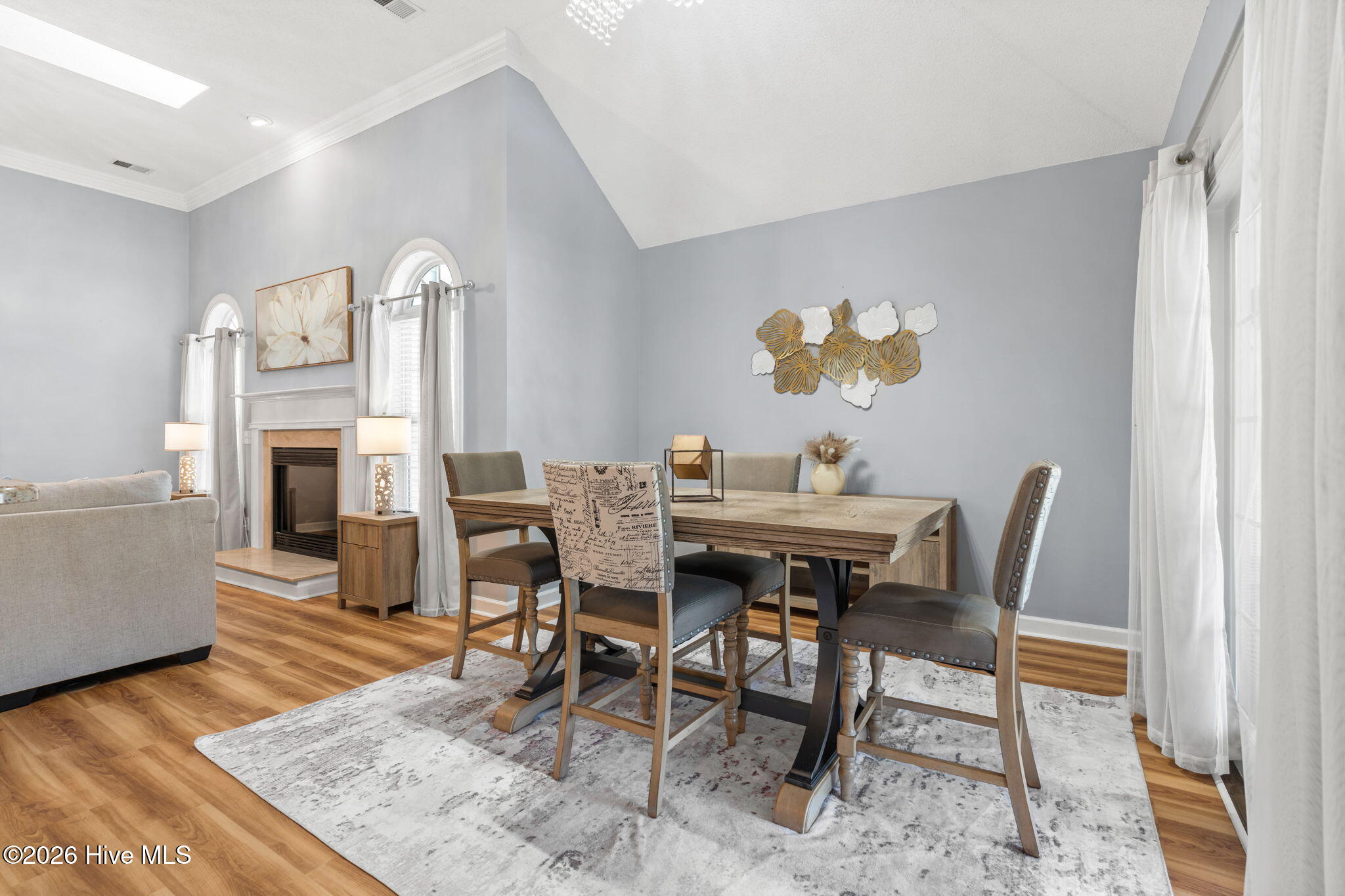 100567256 | Photo 17