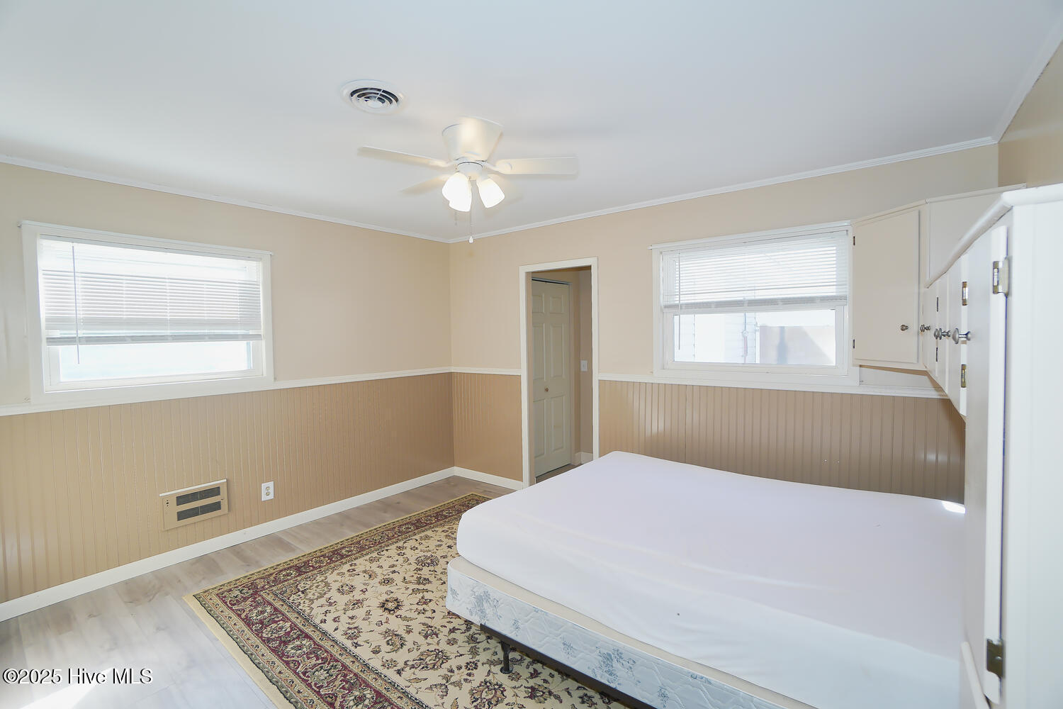 100534449 | Photo 19