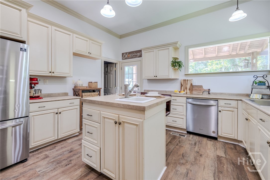 Homes for sale in Meldrim, GA | 195 Railroad St, Meldrim, GA 31318 | MLS# SA340028