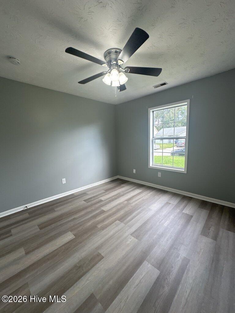 100556582 | Photo 16