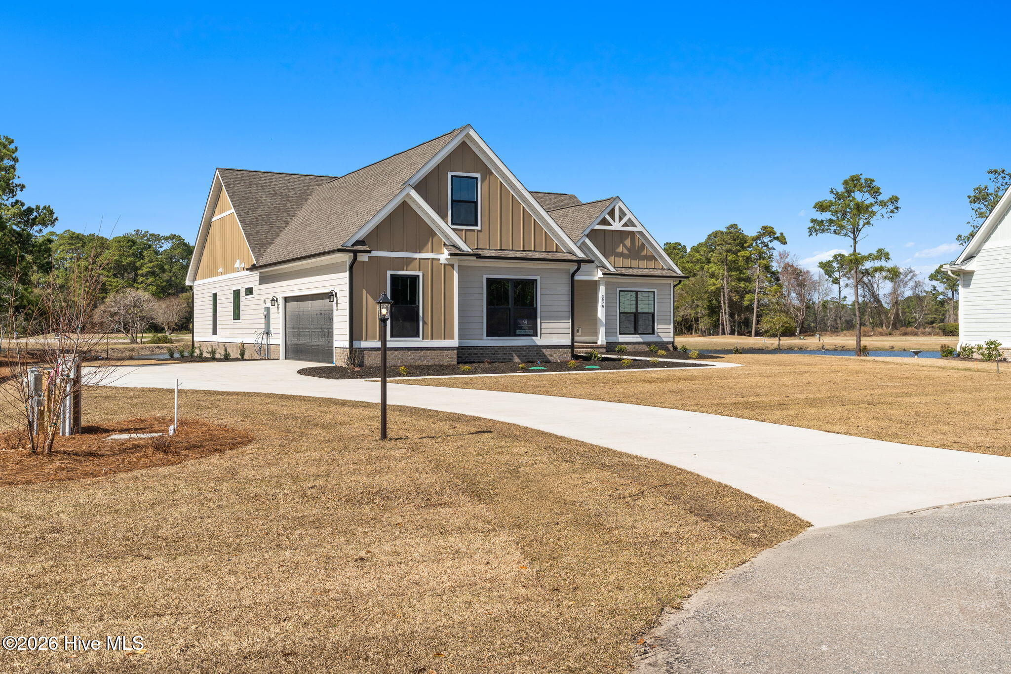 100537581 | Photo 72