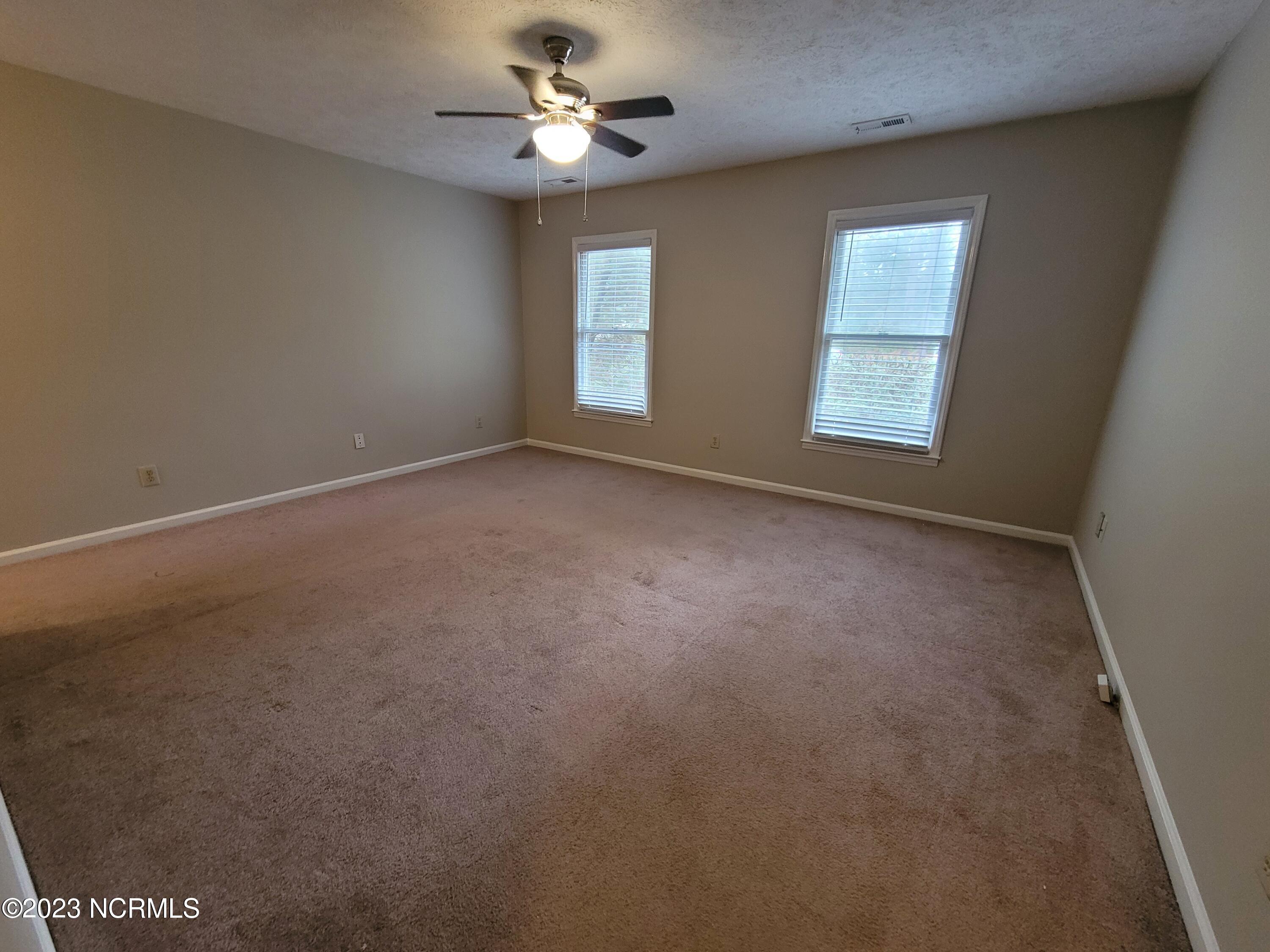 100552770 | Photo 12