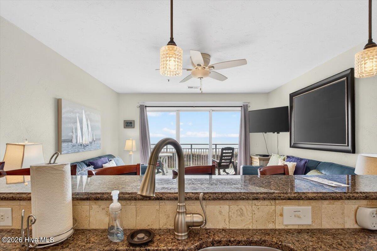 100555622 | Photo 29