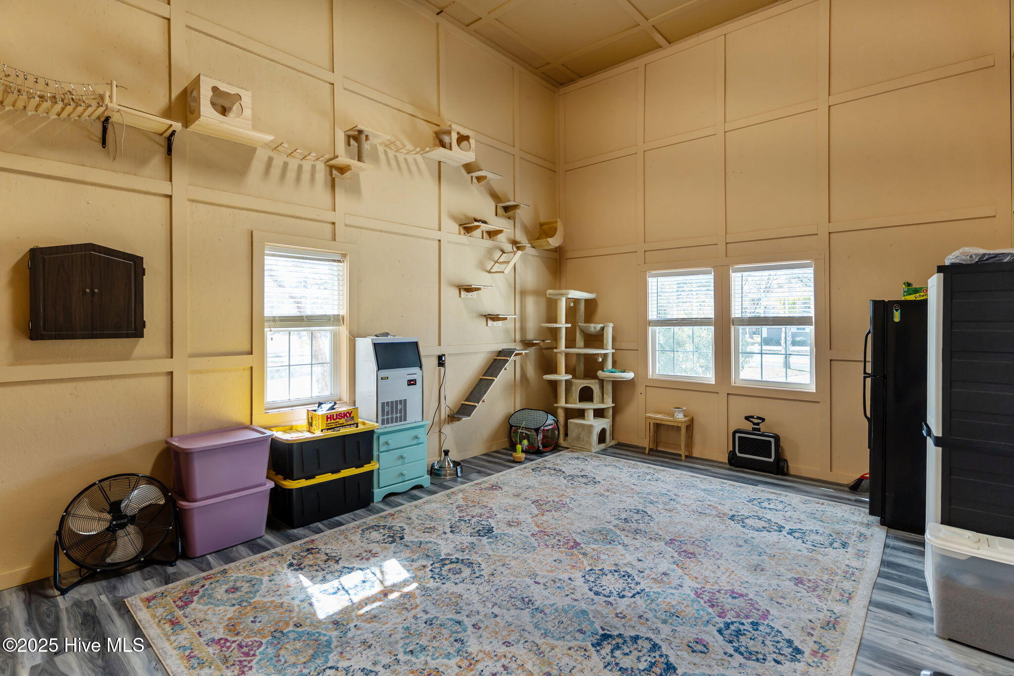 100540353 | Photo 19