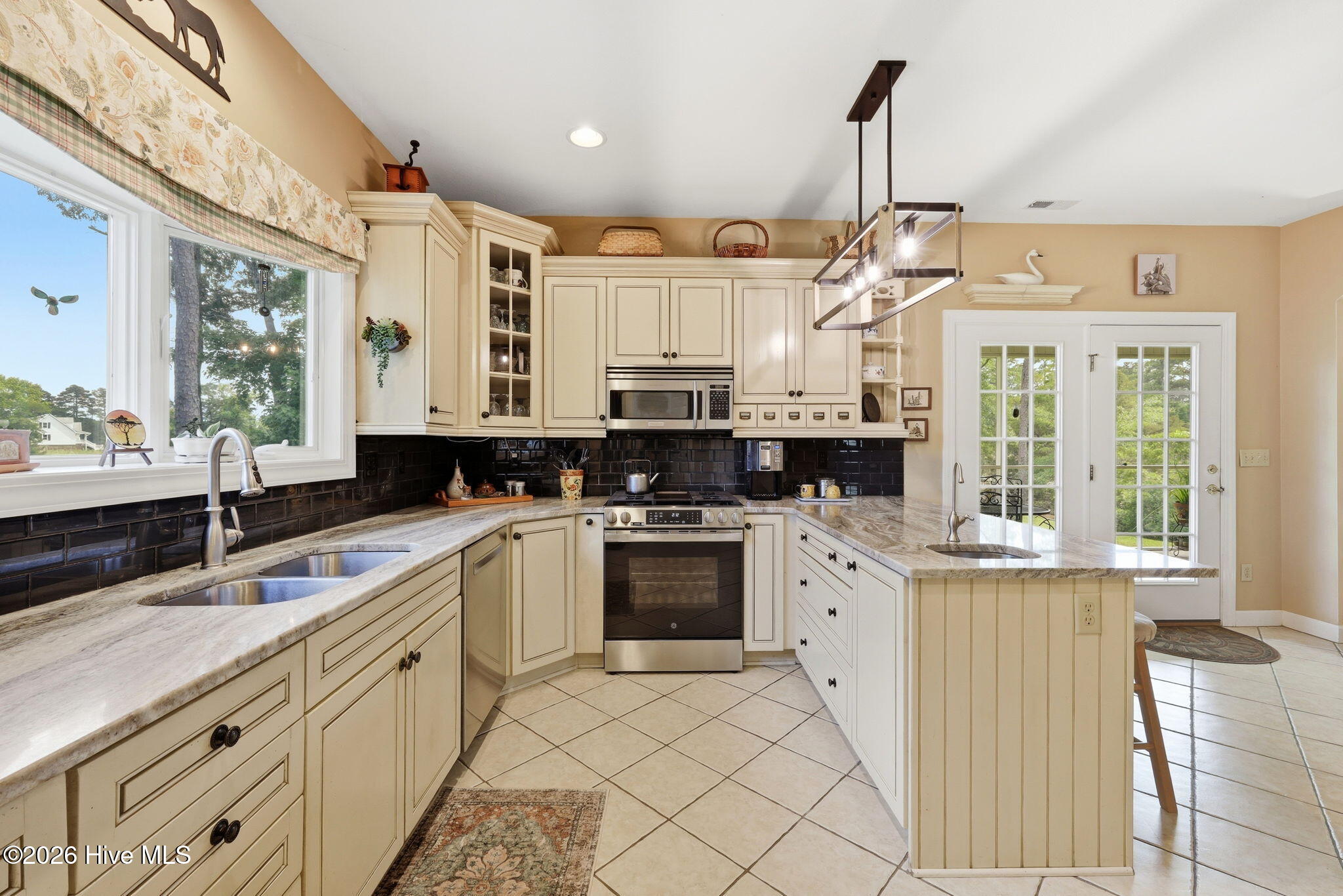 368 Winding Creek Drive,Oriental