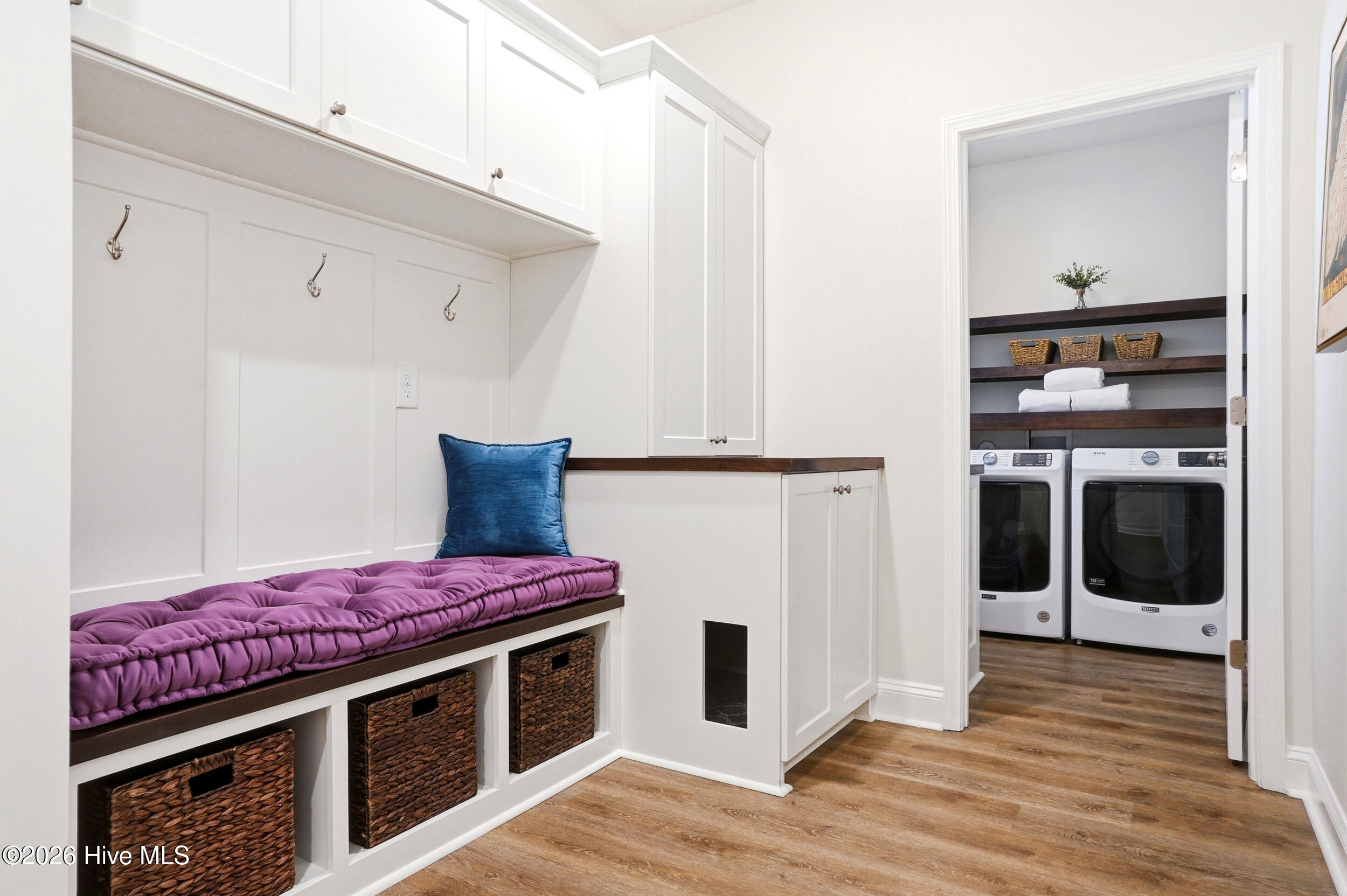 100569050 | Photo 45