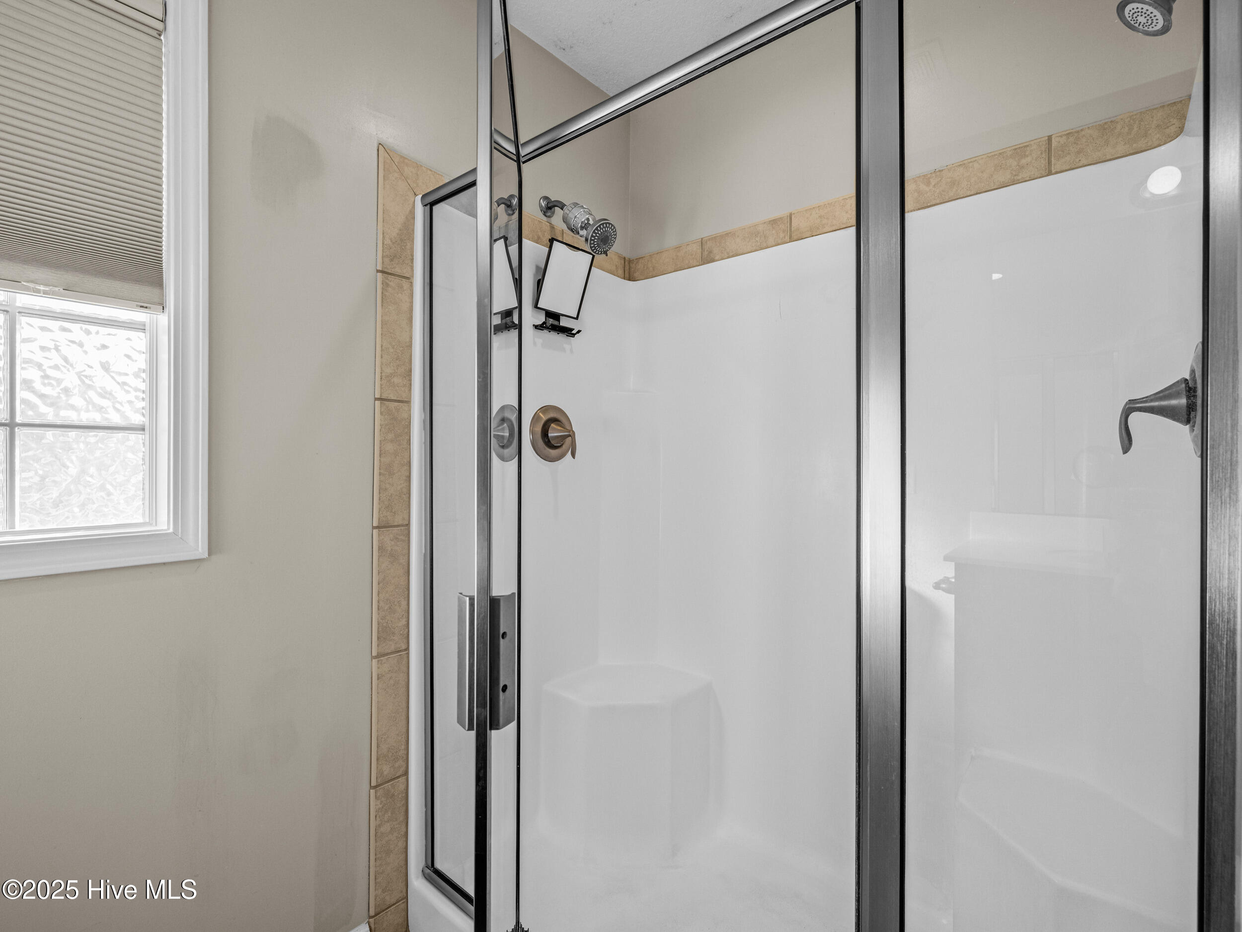 100546969 | Photo 26