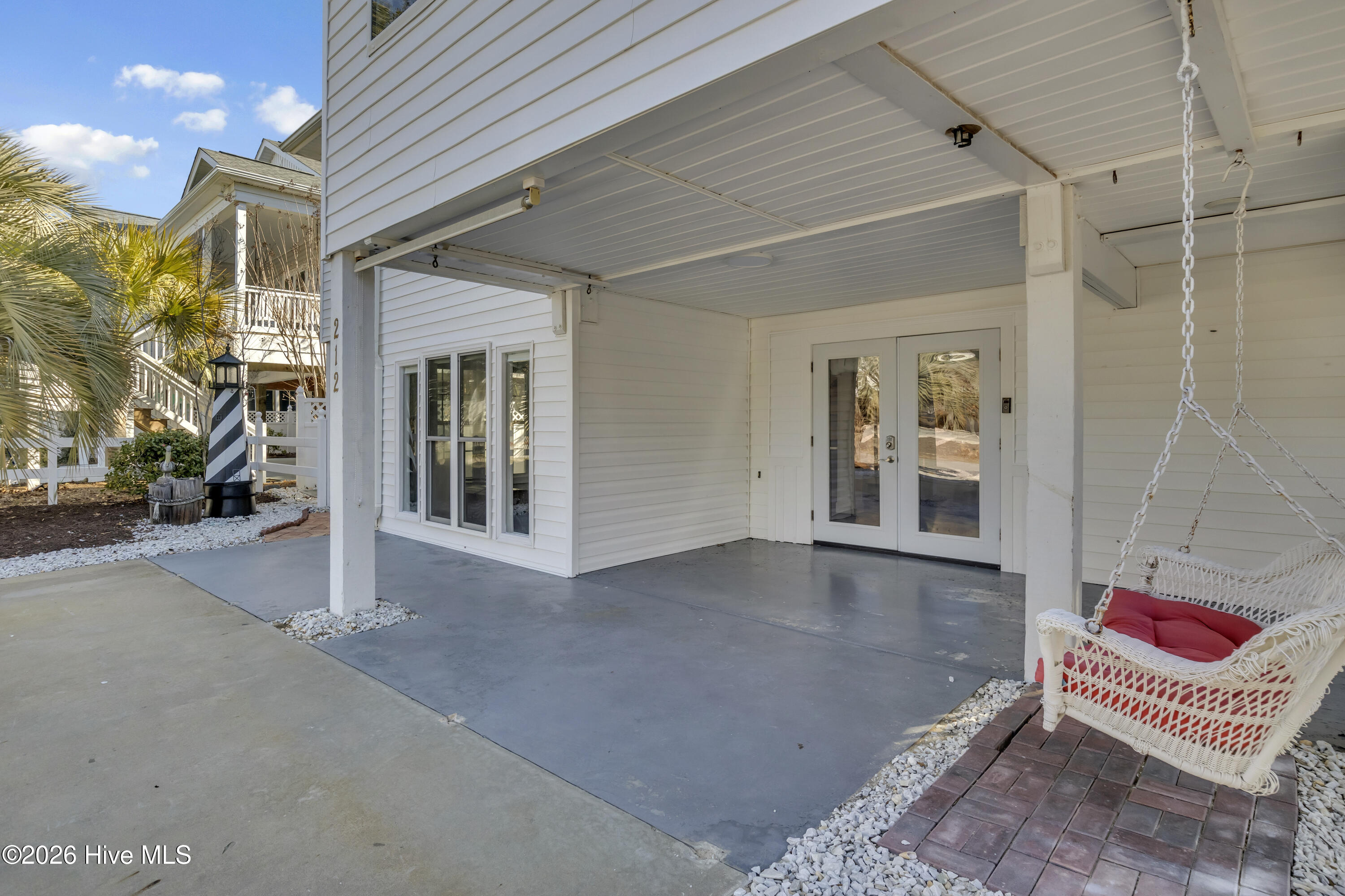 100561178 | Photo 47