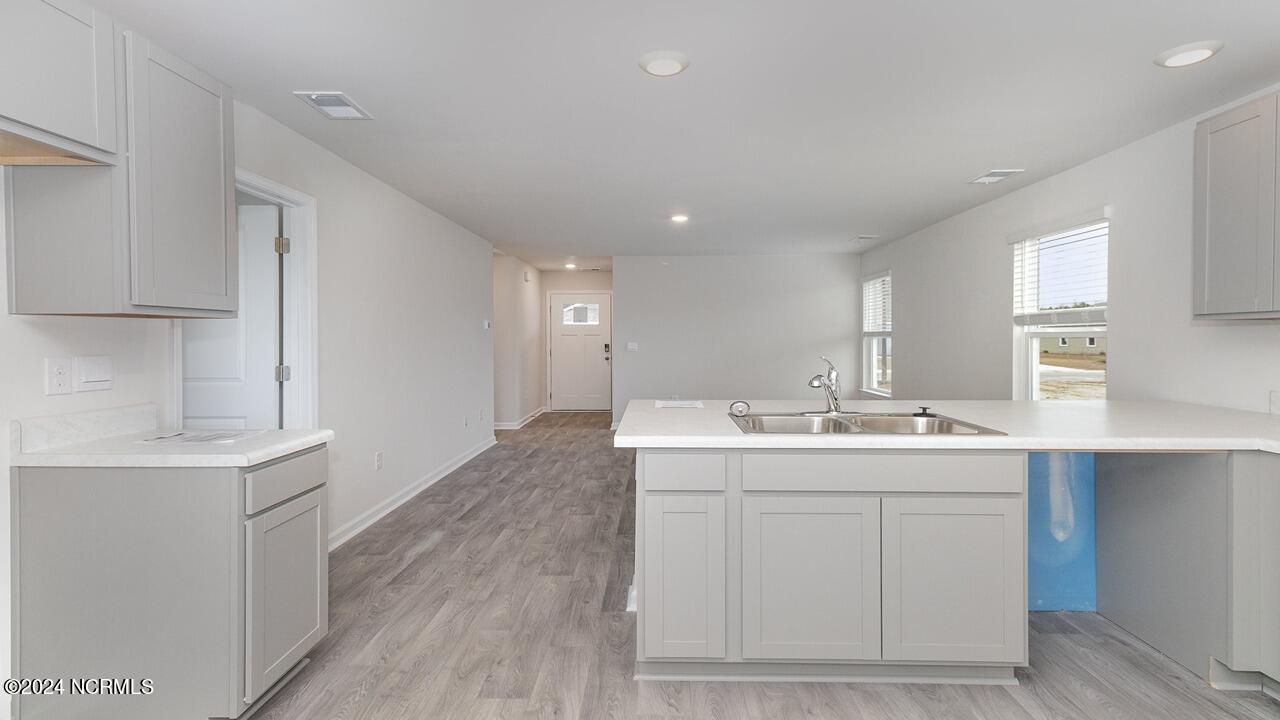 100527218 | Photo 13