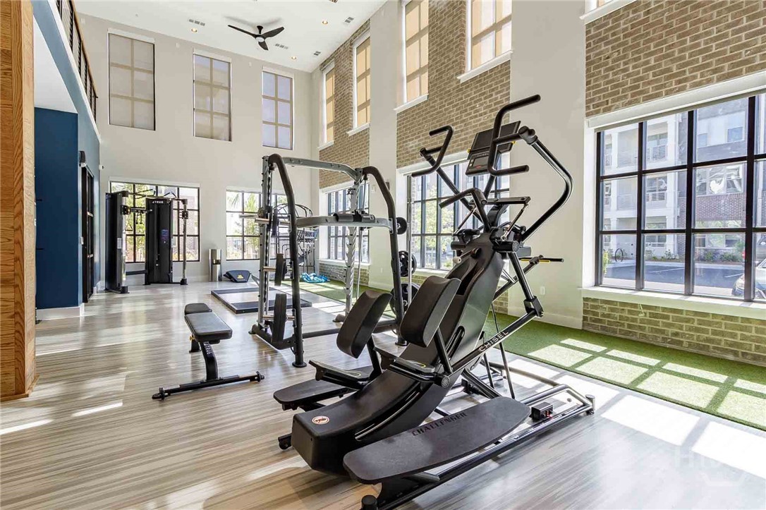 1150 E Perry Lane UNIT B4, Savannah, GA, 31404