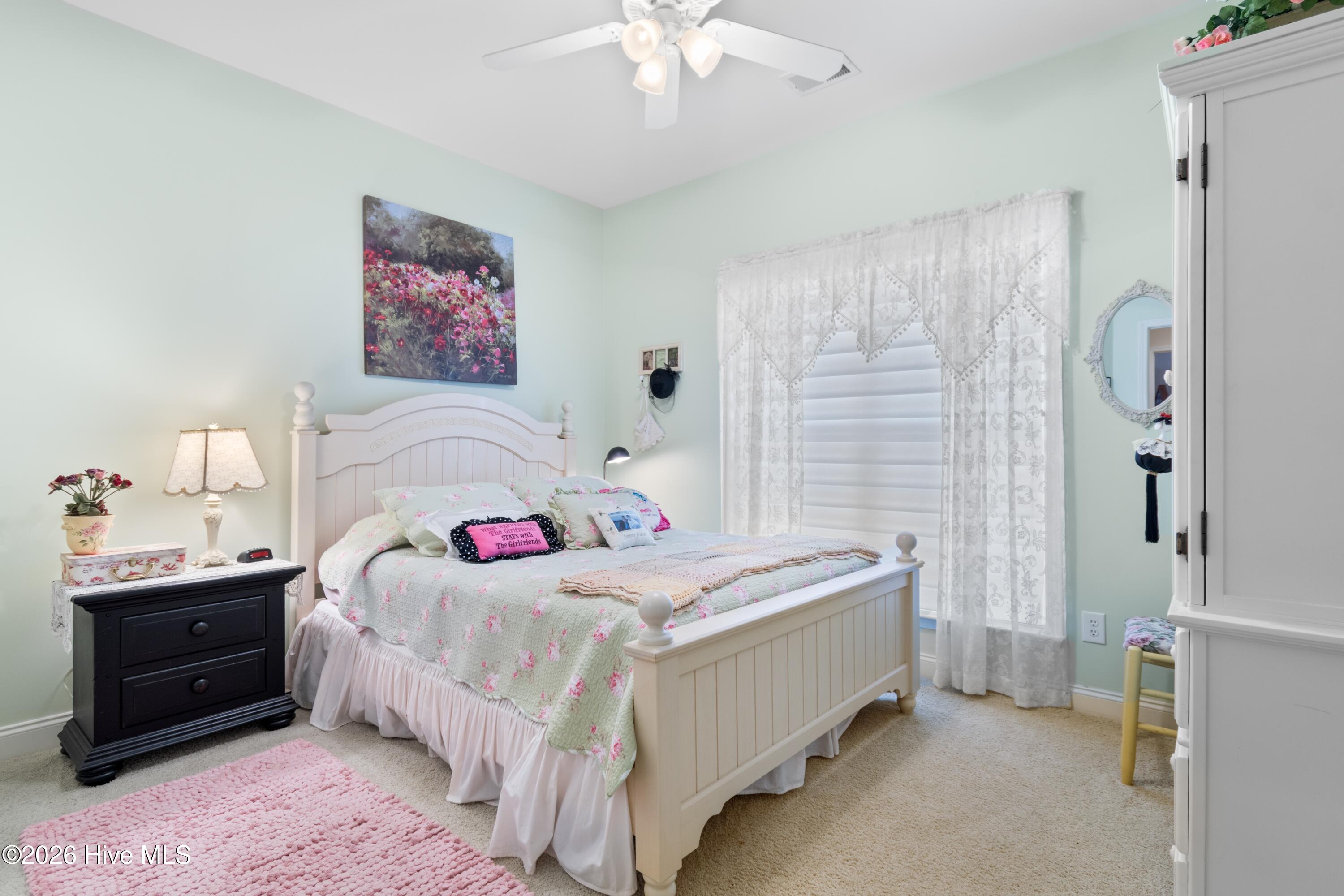 100540219 | Photo 23