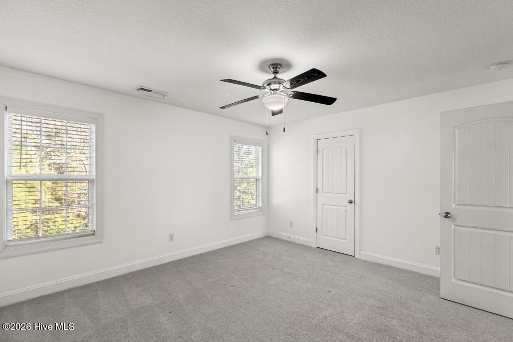 100552521 | Photo 23