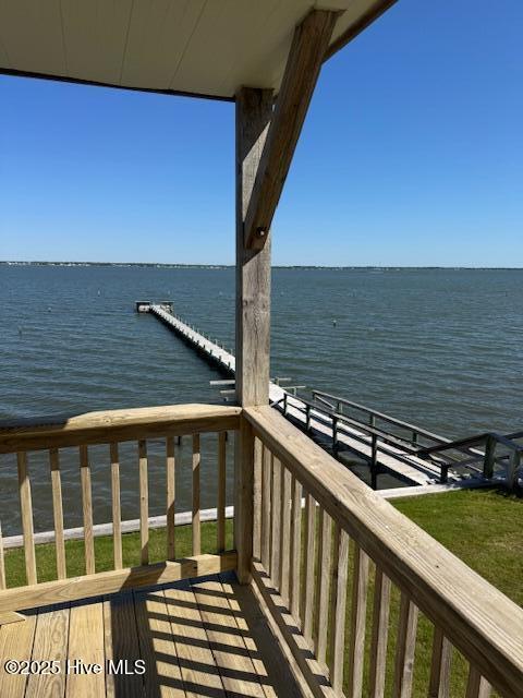 100506049 | Photo 48