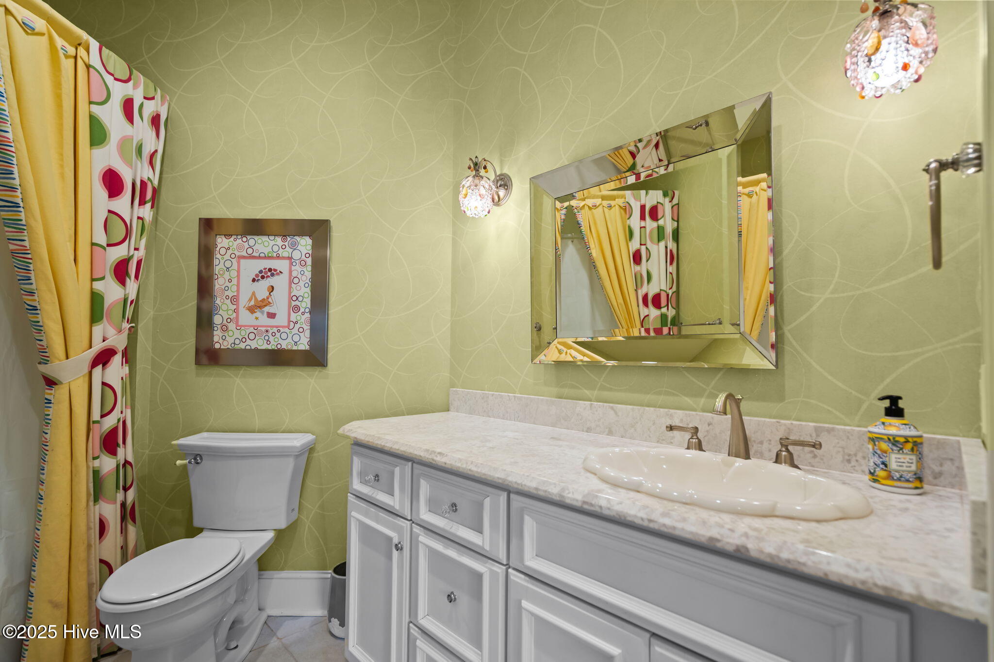 100547936 | Photo 55