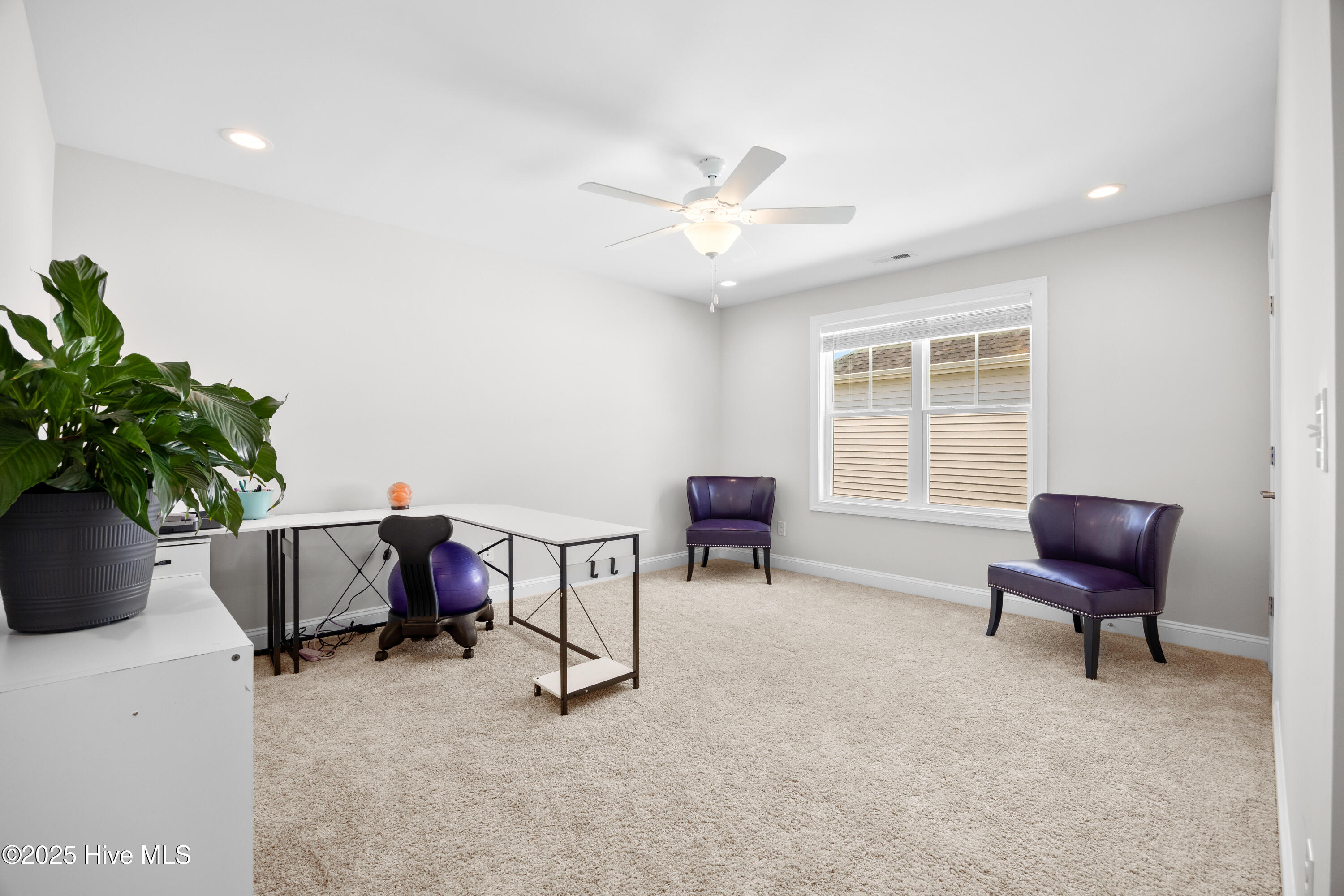 100562624 | Photo 20