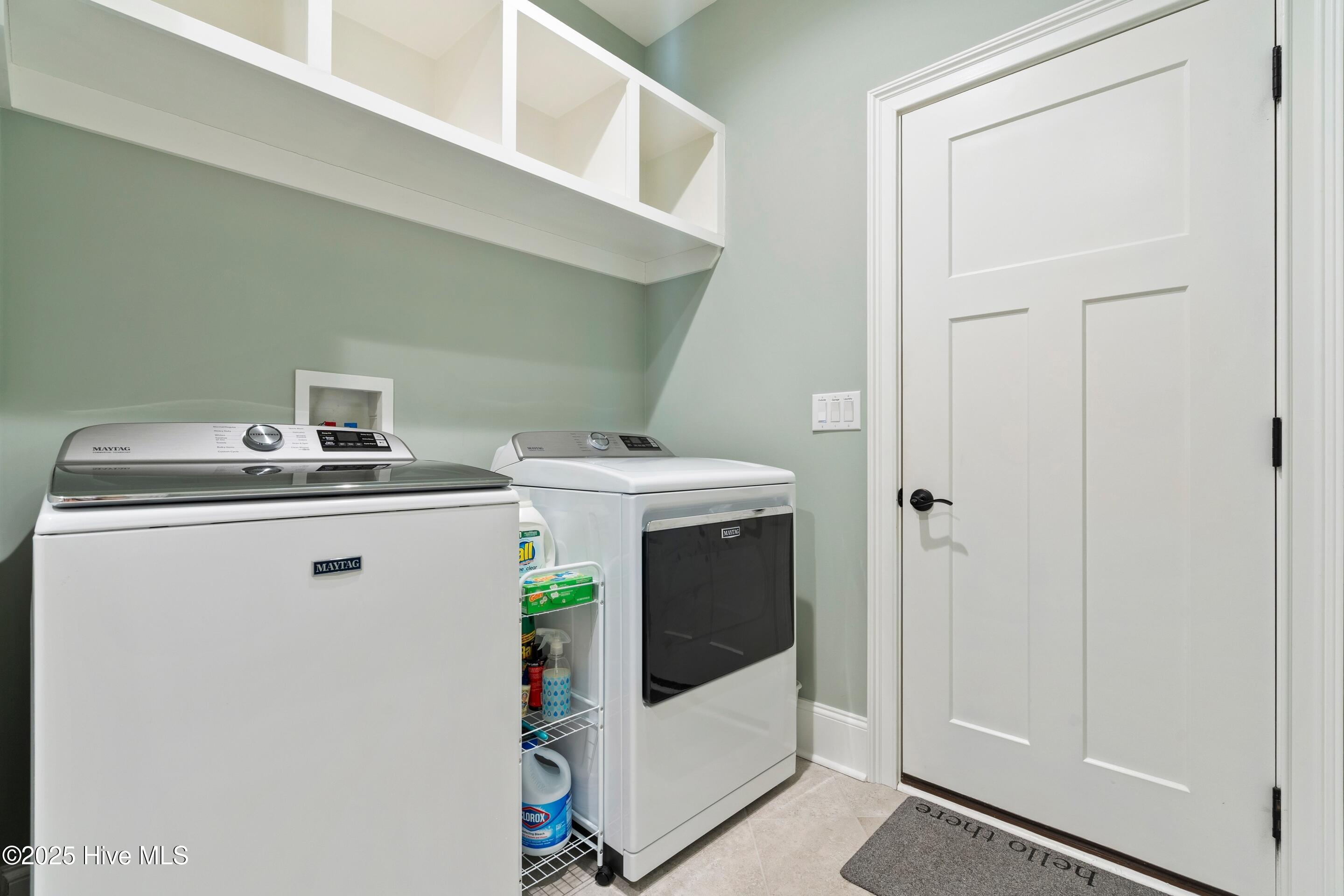 100541782 | Photo 44