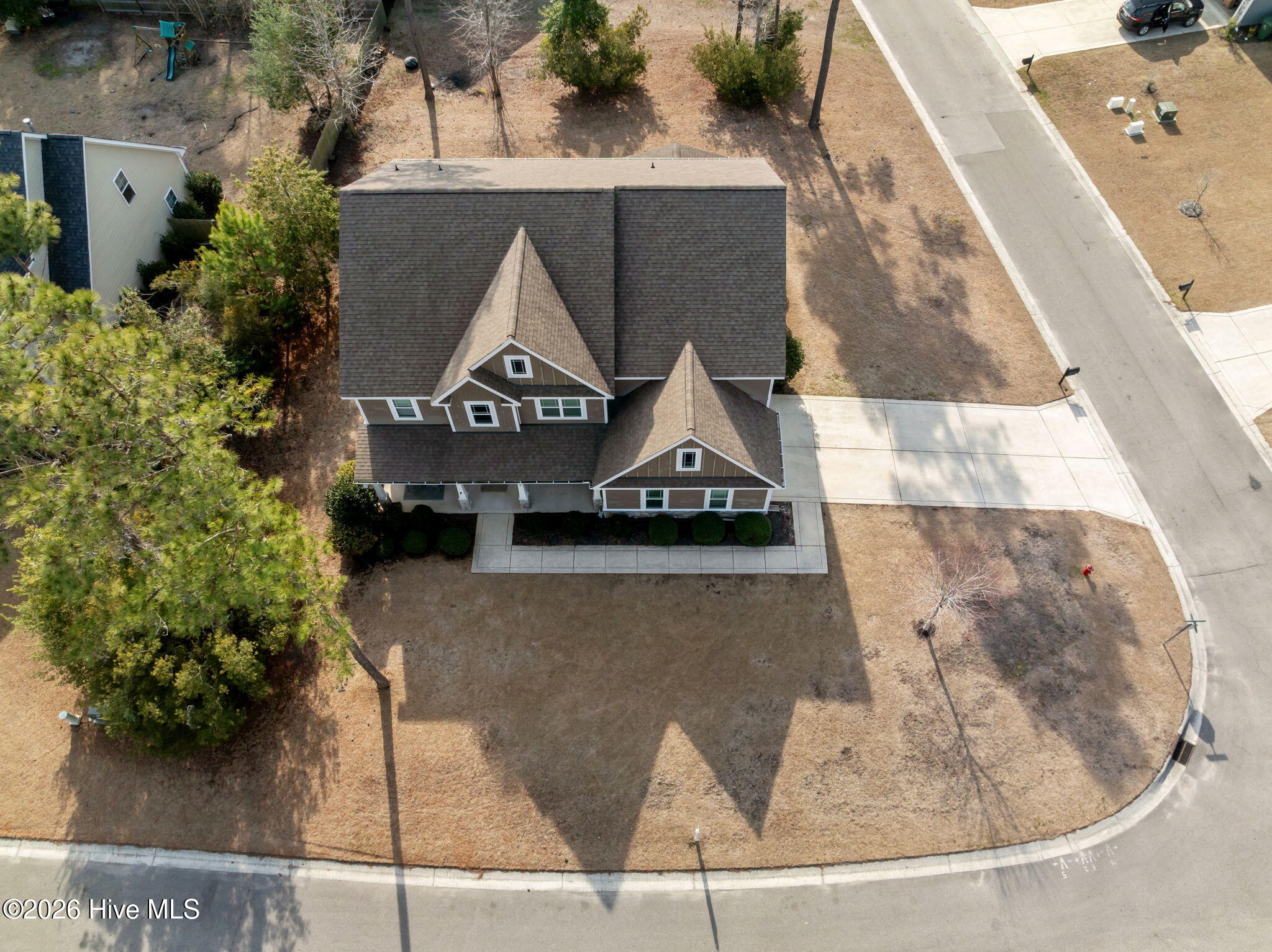 100556667 | Photo 51