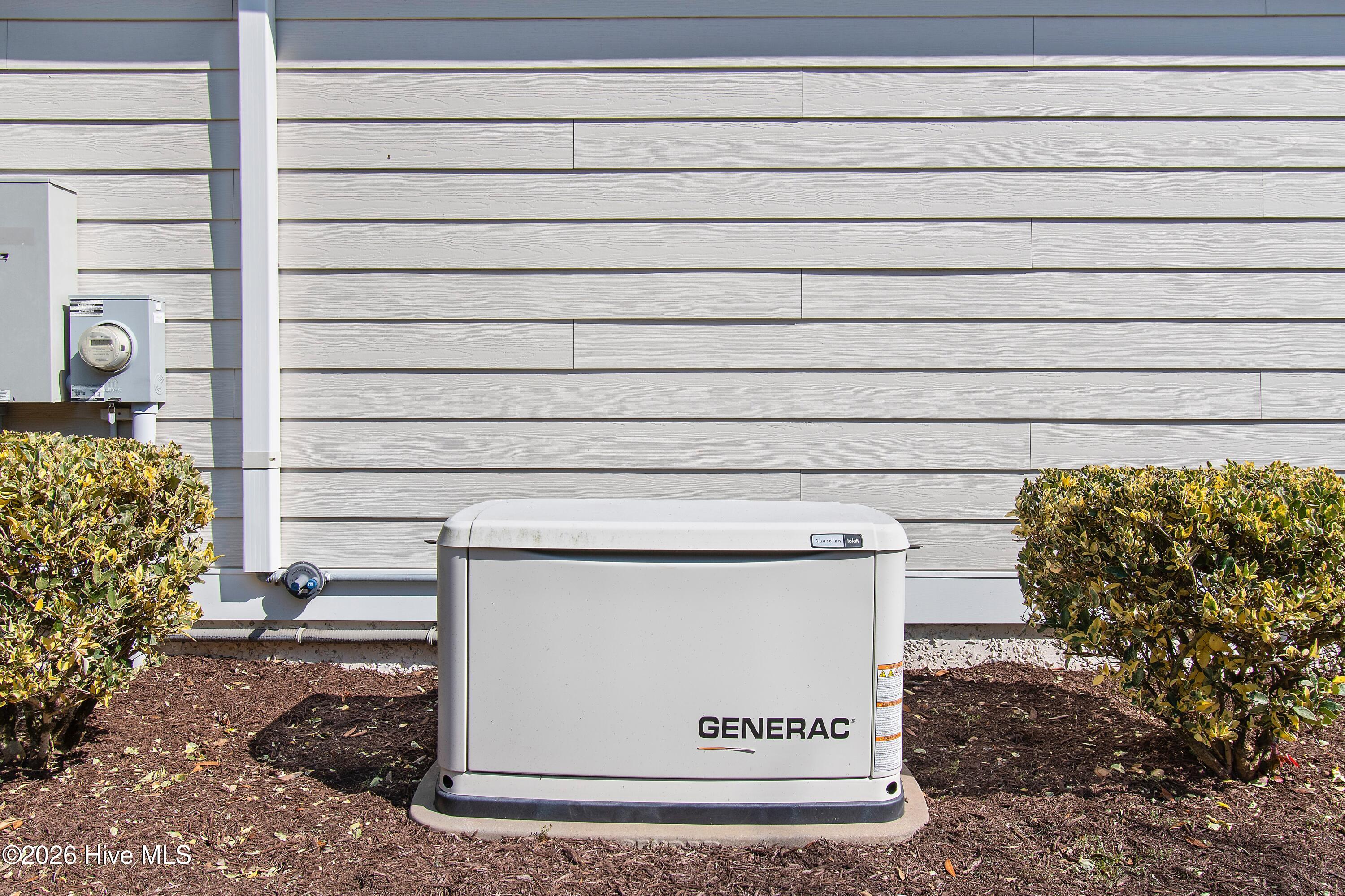 100554022 | Photo 60