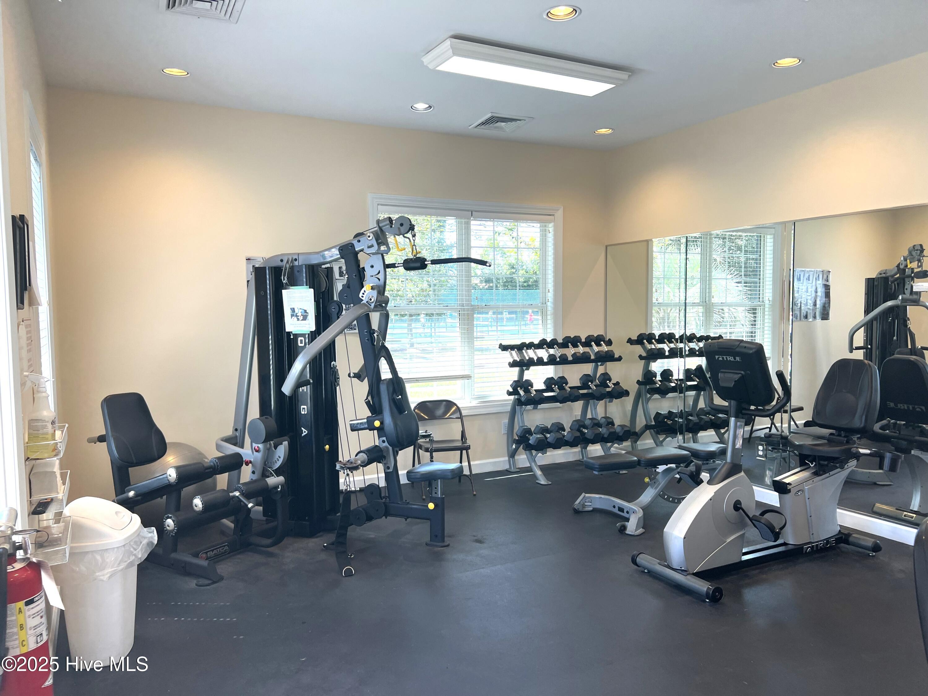 100539119 | Photo 54