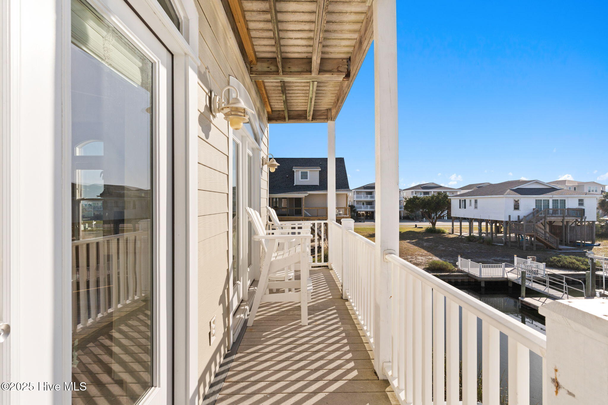 100541460 | Photo 36